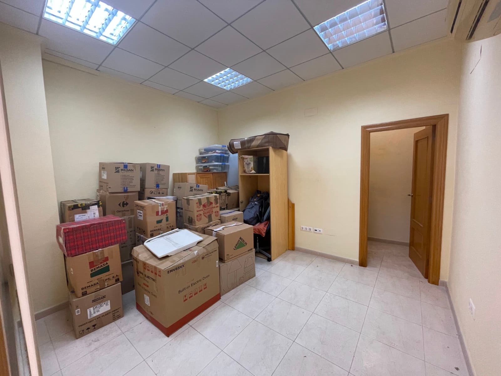 Gallery image