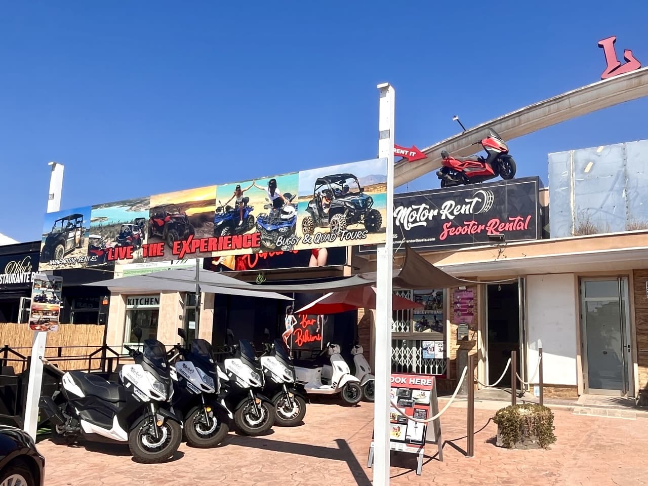 Fantastic opportunity to acquire a freehold commercial unit in the heart of Cabo Roig "Centro Comerical La Regia" right on the famous Strip. This well-positioned premises offers 50m² of ground floor space, an additional 50m² underbuild, and a 100m² terrace area, making it a highly versatile and valuable investment.The unit is currently occupied by reliable, long-term tenants operating a successful business for over 6 years, providing immediate rental income and stability for the new owner.With its prime, high-visibility location on one of the Costa Blanca’s busiest commercial areas, this property guarantees excellent year-round foot traffic and endless potential for future returns.A superb addition to any investment portfolio, or ideal for future personal business use. Opportunities like this in Cabo Roig are rare - don’t miss out.
