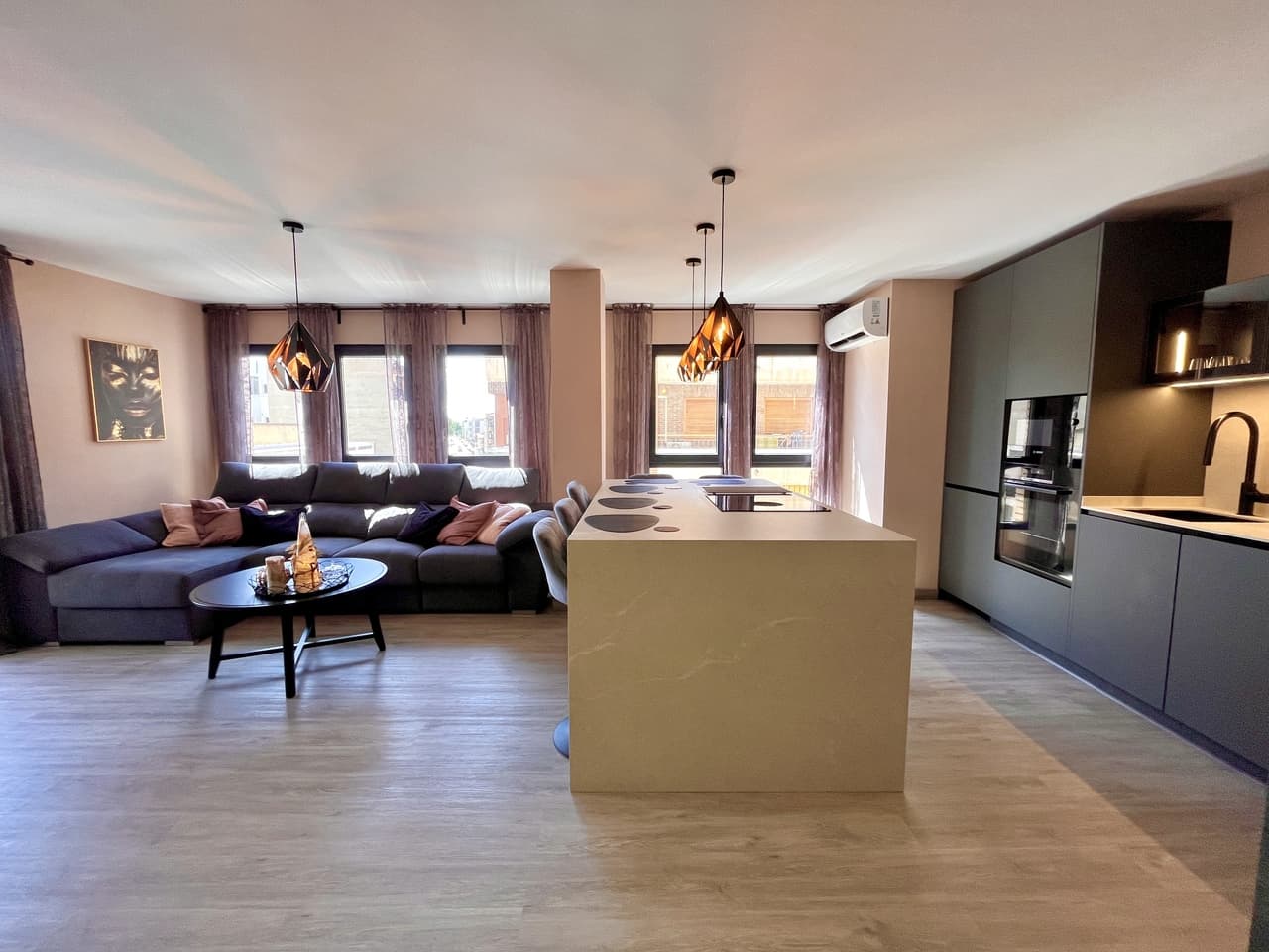 This beautifully refurbished 4-bedroom, 2-bathroom apartment located in the heart of Almoradí. Fully renovated to a high standard, the apartment features a contemporary open-plan kitchen with a central island, waterproof vinyl laminate flooring throughout, and ducted air conditioning. Both bathrooms have underfloor heating, with the master en-suite offering a spacious double rainfall shower.Ready to move straight into, this home is ideally situated within walking distance of all local amenities — including shops, bars, restaurants, schools, and more. Almoradí’s vibrant main square is just a short stroll away, and the beaches of Guardamar, including Playa Moncayo, are just a 20-minute drive.A wheelchair-friendly, it offers the perfect combination of comfort, accessibility, and modern living.This is a rare opportunity to own a spacious, turnkey apartment in one of the most well-connected towns in the Vega Baja region.