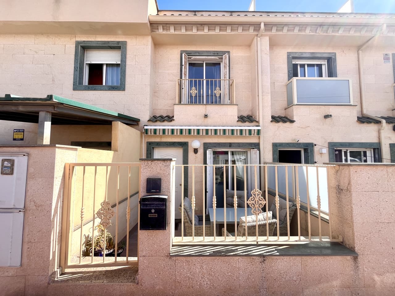 This attractive two-bedroom, two-bathroom townhouse is just 50 meters from the beach, placing you right at the heart of La Mata’s coastal charm. Offering far more than just a place to live, it provides the chance to embrace the Mediterranean lifestyle where morning walks along the promenade, fresh seafood lunches, and long summer evenings on your terrace become part of everyday life.The property includes its own private underground garage space with easy access, a rare and valuable feature in this area, giving you the peace of mind of secure parking so close to the shoreline. Step outside and you’ll find everything you could need within walking distance, shops, bars and local services, while the lively town square known for its friendly atmosphere, restaurants, and weekly market is only a two-minute stroll away.Inside, the home has been designed for comfort and practicality, with two generously sized bedrooms and two bathrooms that make it ideal for both permanent living and extended stays. Light-filled interiors create a welcoming atmosphere, while the thoughtful layout offers space for both relaxation and entertaining.Outdoor areas are where this townhouse truly shines. The front patio is the perfect spot to unwind on warm summer evenings, whether you’re dining al fresco or enjoying a glass of wine as the sun sets. The private solarium offers a peaceful retreat with a partial sea view a wonderful place to sunbathe during the day or enjoy the coastal breeze at night.With its unbeatable location, generous living spaces, and desirable features, this townhouse is a rare find. It offers the perfect balance of seaside tranquillity and urban convenience, making it a wonderful permanent residence, an inviting holiday home, or a smart investment opportunity in one of the Costa Blanca’s most sought-after areas.
