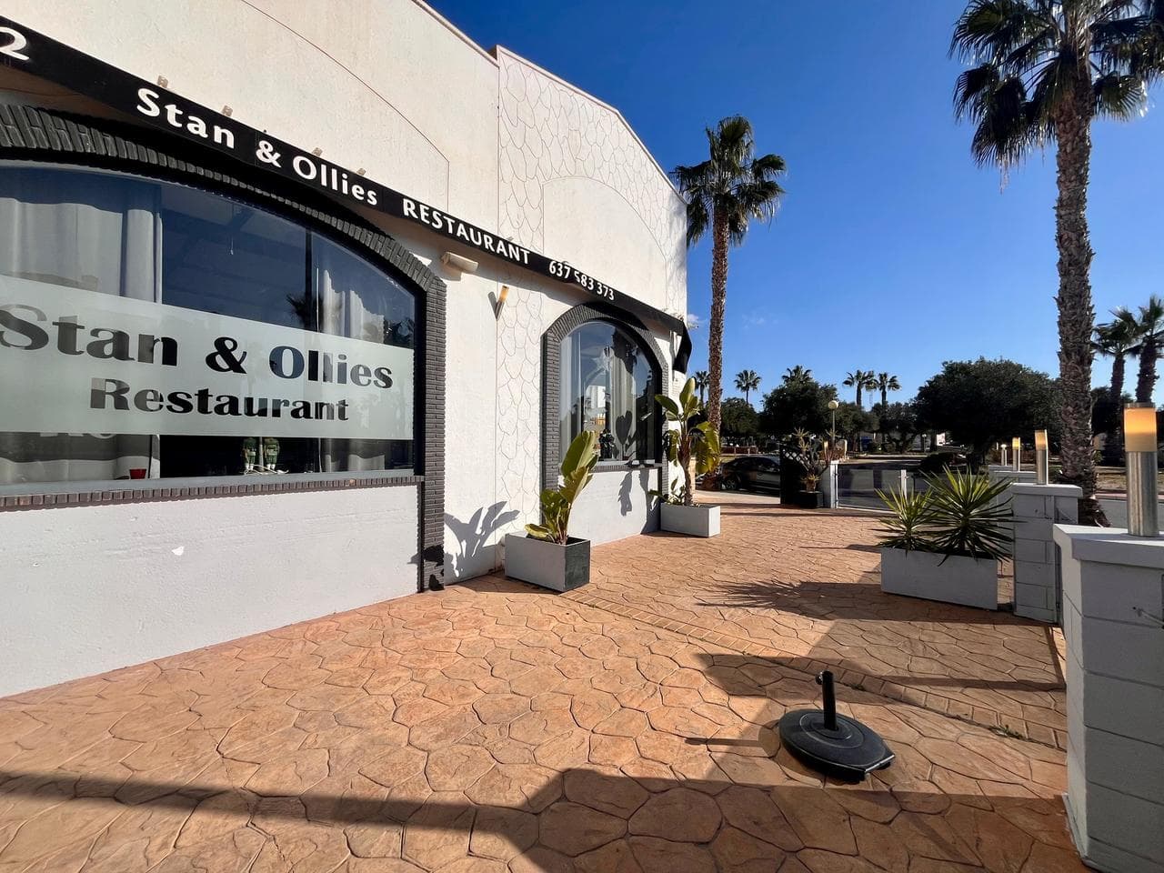 Thriving Freehold Restaurant for Sale in El Raso! A rare and exciting opportunity to acquire a well-established, family-run restaurant in the heart of El Raso. With a strong reputation built over 20 years, this renowned business has become a go to destination for both locals and visitors, offering an excellent dining experience and a loyal customer base.The restaurant consists of four units seamlessly combined into one of a total of 320m2, providing a spacious and versatile layout with a generous capacity of 200 guests. The southeast-facing terrace is a standout feature, ensuring year-round sunshine, making it a perfect spot for alfresco dining and attracting guests looking to enjoy the warm climate.The interior is thoughtfully designed, offering a welcoming and stylish dining space, a fully equipped bar, and a professionally fitted kitchen with everything needed to run a successful operation. The restaurant comes fully furnished, meaning the new owner can take over and start trading immediately.Located in a prime position within a busy and growing area, this restaurant benefits from high visibility and easy accessibility, ensuring a steady flow of customers. Whether you are an experienced restaurateur looking to expand your portfolio or someone seeking an exciting business venture, this is a turnkey opportunity that is not to be missed.Don't miss your chance to own a thriving restaurant in a highly sought-after location.