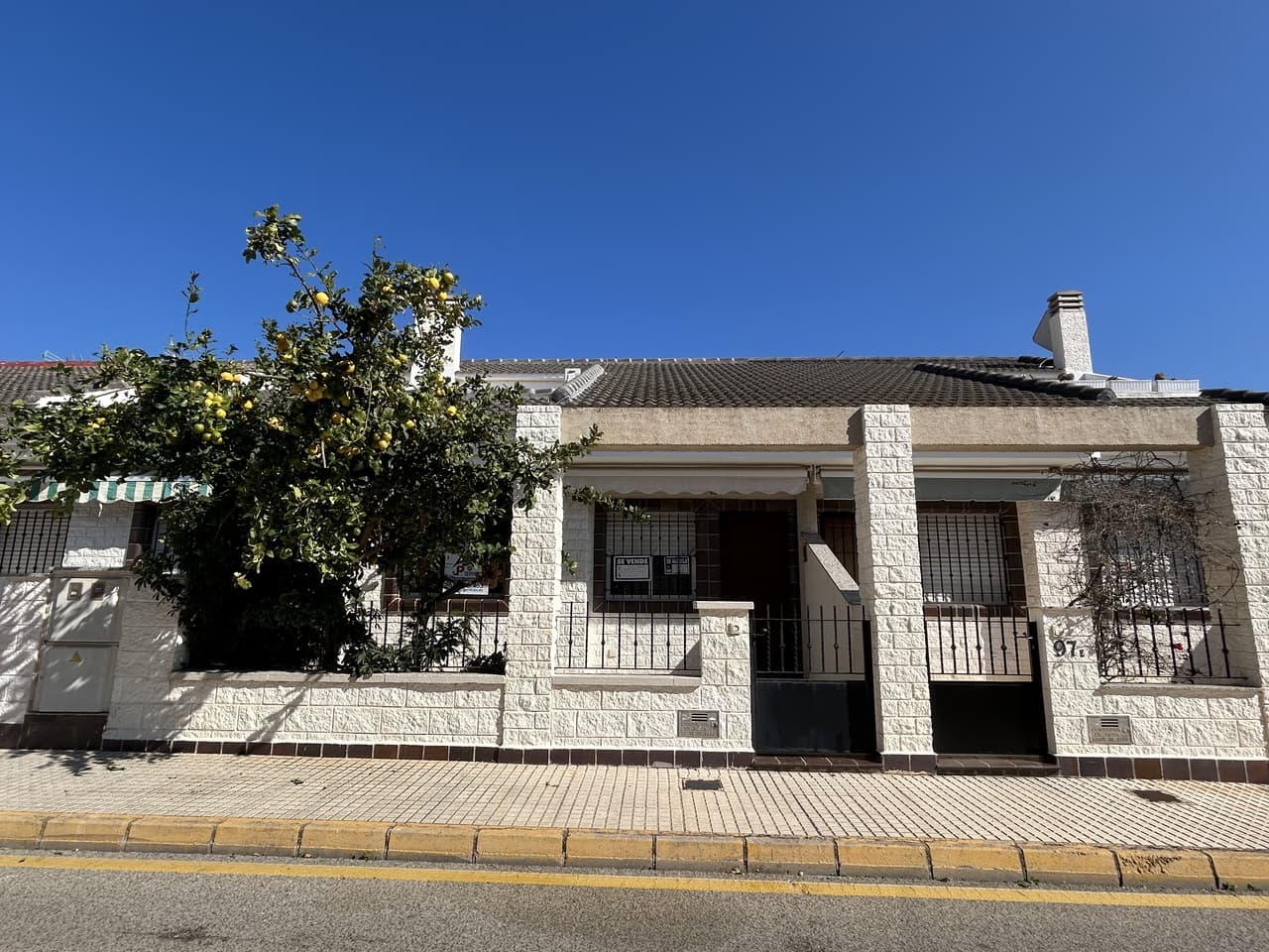 Discover coastal living at its finest in this beautifully presented fully furnished 4-bedroom townhouse in the sought-after seaside town of Torre de la Horadada — just a 5-minute stroll from the beach.Step inside to find a bright and spacious interior thoughtfully laid out for comfortable living. A welcoming lounge offers a relaxing retreat, while the fully equipped kitchen provides ample storage and workspace for everyday convenience. The flexible layout includes bedrooms distributed across different levels, making the home ideal for families, guests, or those seeking ground-floor accommodation.Comfortable & Versatile LivingFour well-proportioned bedrooms and multiple bathrooms ensure practicality and privacy, whether hosting visitors or enjoying quiet family life.Outdoor Living at Its BestEnjoy the Mediterranean climate from your sunny private terrace, perfect for al fresco dining, sunbathing, or evening drinks.Key FeaturesFully furnished — move-in ready4 spacious bedrooms across multiple levelsBright and comfortable living areaSunny private terrace + balconyFully equipped kitchenOnly 5 minutes’ walk to the seaLocated in a vibrant coastal communityWhether you're searching for a permanent residence, holiday getaway, or investment opportunity, this townhouse offers the perfect balance of space, comfort, and an unbeatable seaside location.