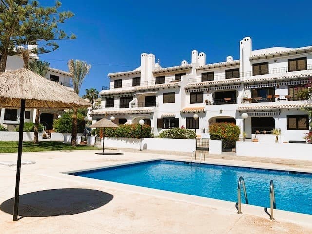 Bedrooms: 2, Bathrooms: 1, Apartment in Cabo Roig, Alicante, Spain