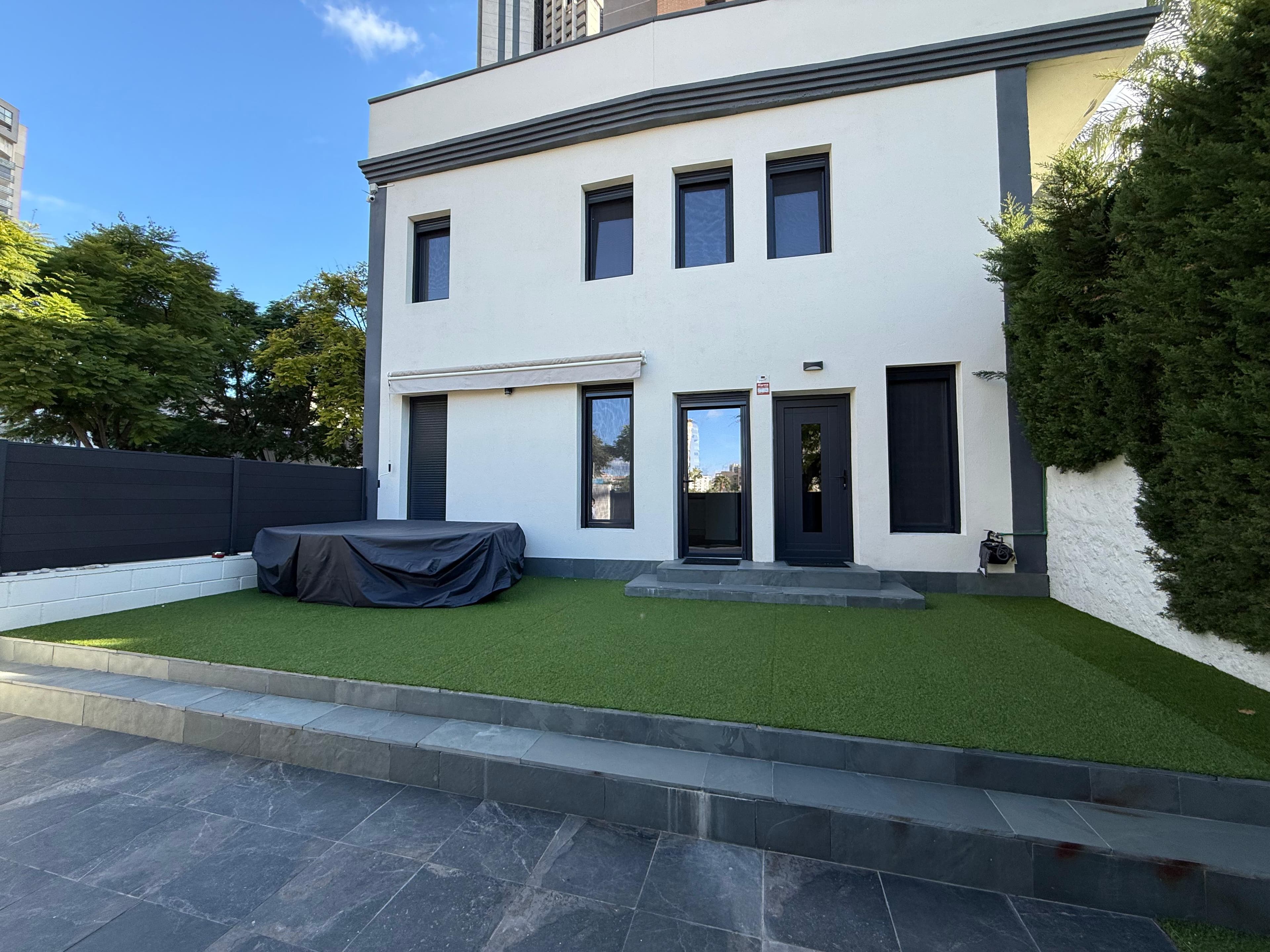 Fully renovated house with a private plot and a cozy courtyard.Modern design, quality materials, and a peaceful atmosphere.Located in a quiet area, just a 10-minute walk from the beach and all amenities: shops, cafes, schools.Perfect for permanent residence or holidays by the sea.Quiet neighborhood, private yard, sunny terraceDo not miss the chance, your house by the sea is waiting!