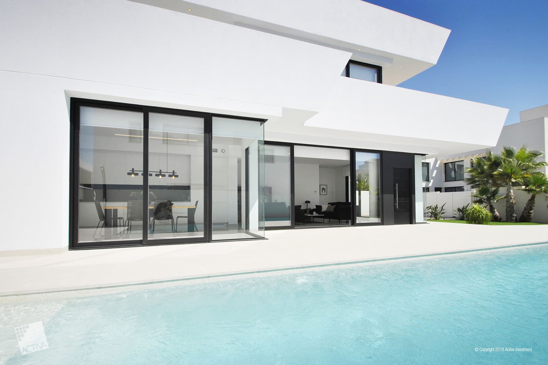 The villa is located in a quiet part of Ciudad Quesada, several kilometers from the coast. The area of the plot on which the property is located is 400 m2, and the living area of the villa itself is 185 m2 and consists of two floors - the ground floor and the first floor. On the ground floor there is a spacious living room, dining room with kitchen, laundry room, 2 bathrooms and a bedroom. Both the living room, kitchen and dining room have a view of the garden and the pool, which makes this part of the house wonderfully lit and the interior is very bright. Access to the first floor is via stairs and there are 2 bathrooms, 3 bedrooms and 2 large terraces which can be accessed from two independent bedrooms. The house is fully equipped, with very good quality furniture, household appliances and bathroom fixtures, and the entire property is also air-conditioned. The villa has been decorated in a modern style, and thanks to many glazing and accessories, its interior is spacious and cozy at the same time. Outdoor area Around the property there is a wonderfully decorated garden, which is distinguished by numerous and green plants, a well-kept terrace, a swimming pool and a parking plot. On the terrace you can relax on the sun loungers and eat your meals. There are also 2 large balconies on the first floor overlooking the surroundings of Ciudad Quesada. Area Ciudad Quesada is a cozy and popular place on the Costa Blanca coast. Here you will find shops, restaurants, cafes, bars, pharmacies, banks, hairdressers, medical and dental services and much more. In the main street it has recently been built a cozy shopping mall with several shops. Ciudad Quesada also offers several activities for the whole family, such as the famous La Marquesa golf course, bowling, mini golf, tennis courts, soccer fields, gyms, spas, seasonal water park and much more. BeachesThe magnificent beaches of the Costa Blanca coast lie like pearls on a string, and within a short distance you can access a number of beaches. The famous 9 kilometer long sandy beach in Guardamar del Segura and the "Torrelamata" beach in La Mata are the two nearest beaches, located about a 10-15 minute drive from Ciudad Quesada. ClimateCiudad Quesada is an ideal place to live and a lovely place to spend the summer. The summers are always sunny and warm, while winters are mild, and the area has an average temperature of 20 degrees. Ciudad Quesada is surrounded by two large salt lakes which have a cleansing effect on the air and help to give the area a particularly favorable health environment. The climate has especially a positive effect on people with ia asthma, allergies, rheumatism and skin diseases. According to medical science, the area belong to one of the healthiest places in the world thanks to the salt lakes. ShoppingIn Ciudad Quesada you will fin a number of shops, supermarkets, restaurants and bars. In Torrevieja, which is approximately 10 minutes away by car, you will find the shopping center Habaneras and Carrefour. In Torrevieja there is also a shopping street with a variety of shops. 10 kilometers away is the large shopping center Zenia Boulevard, where you will find a huge variety of shops, like Zara, Massimo Dutti, H&M, Stradivarius, Oysho, Mango, Primark, Pull & Bear, Decathlon, Guess, Kiko, Druni, Rituals, Leroy Merlin and many more. GolfIn Ciudad Quesada you will find the well-known golf course "La Marquesa Golf & Country Club". There are a number of golf courses nearby and within a radius of 15 kilometers you will find Las Colinas Golf & Country Club, La Finca Golf, Golf Las Ramblas Golf Villamartín, Lo Romero Golf, Vistabella Golf, Real Clud de Golf Campoamor and Greenlands Golf. Yachtin and water sportsWithin a radius of 20 kilometers there are several yacht clubs and marinas. In Torrevieja you will find three, while there is one in Guardamar del Segura and two in Santa Pola. Here you will find sailing schools, wi.