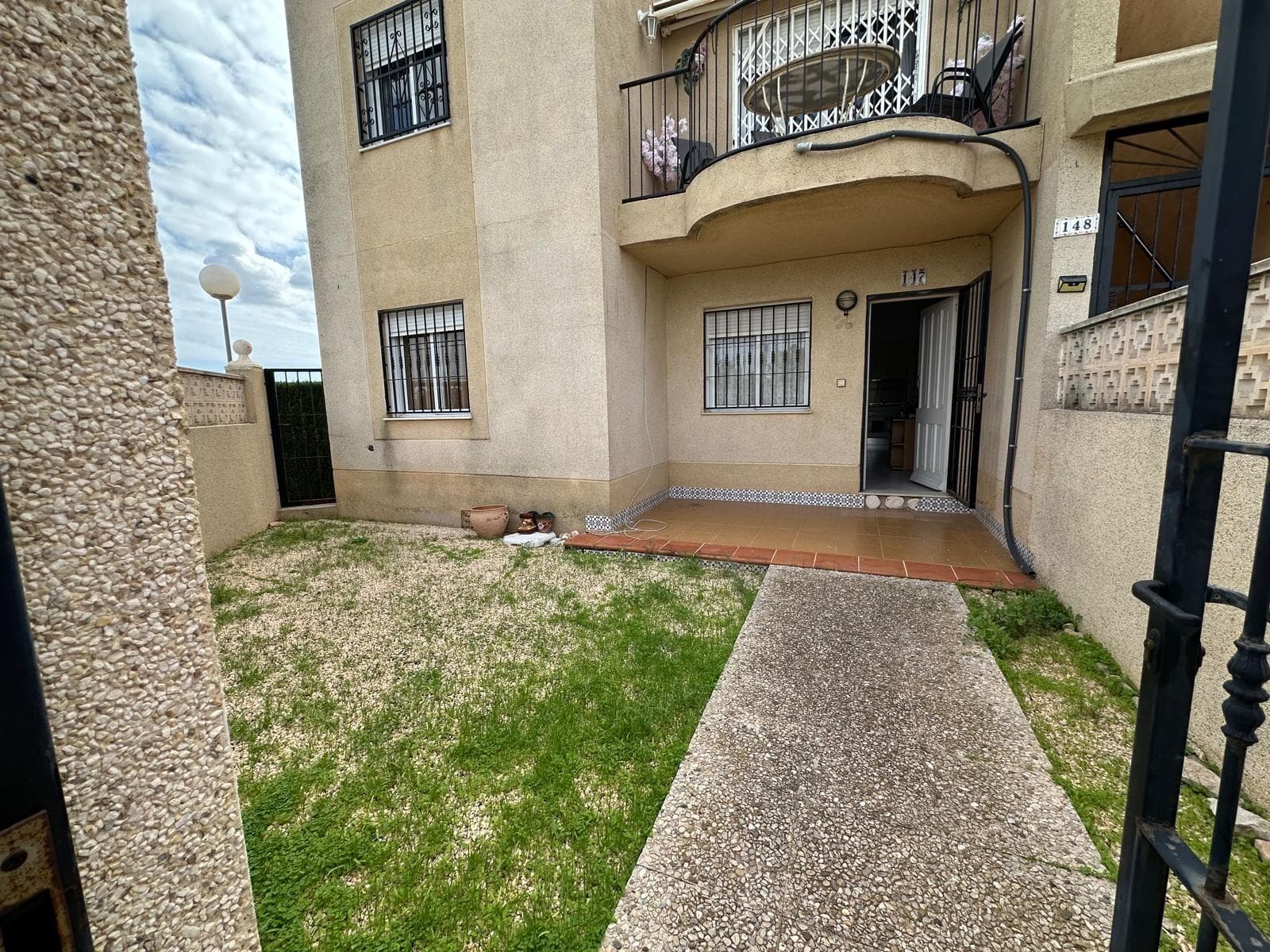 Bedrooms: 2, Bathrooms: 1, Bungalow in Torrevieja, Alicante, Spain