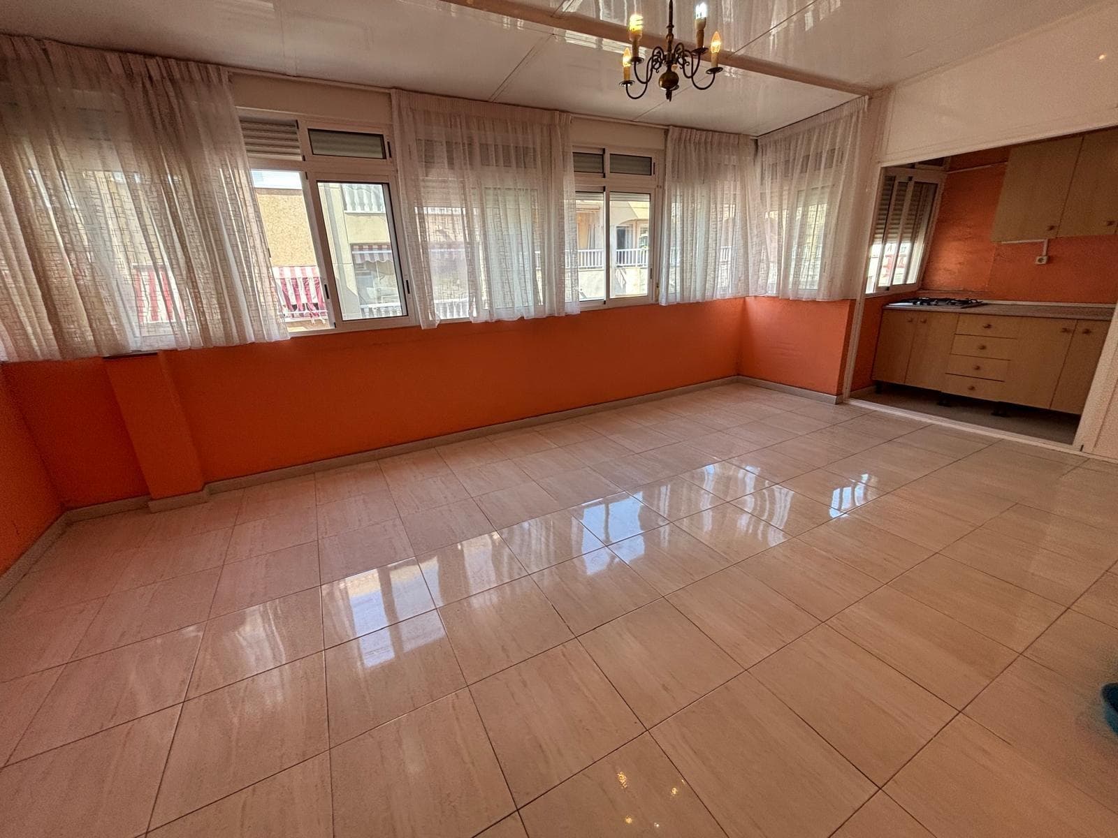 Bedrooms: 2, Bathrooms: 1, Penthouse in Torrevieja, Alicante, Spain