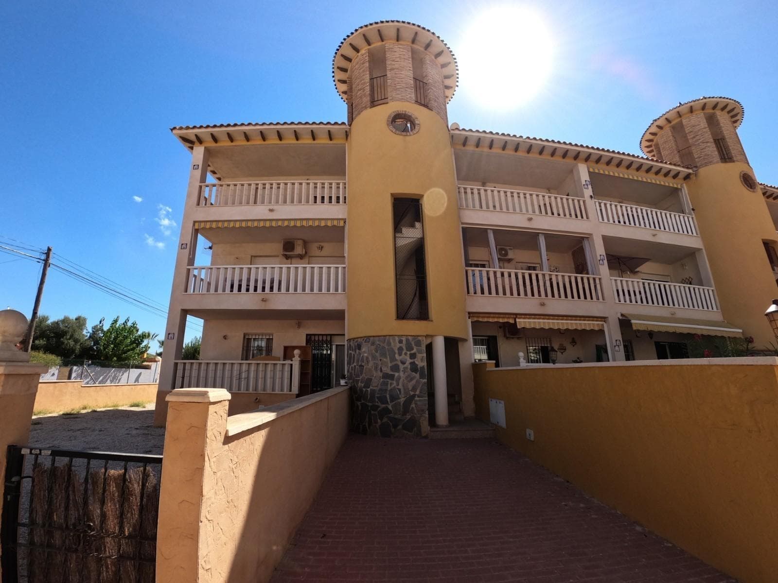 Bedrooms: 2, Bathrooms: 1, Apartment in Orihuela  Costa, Alicante, Spain