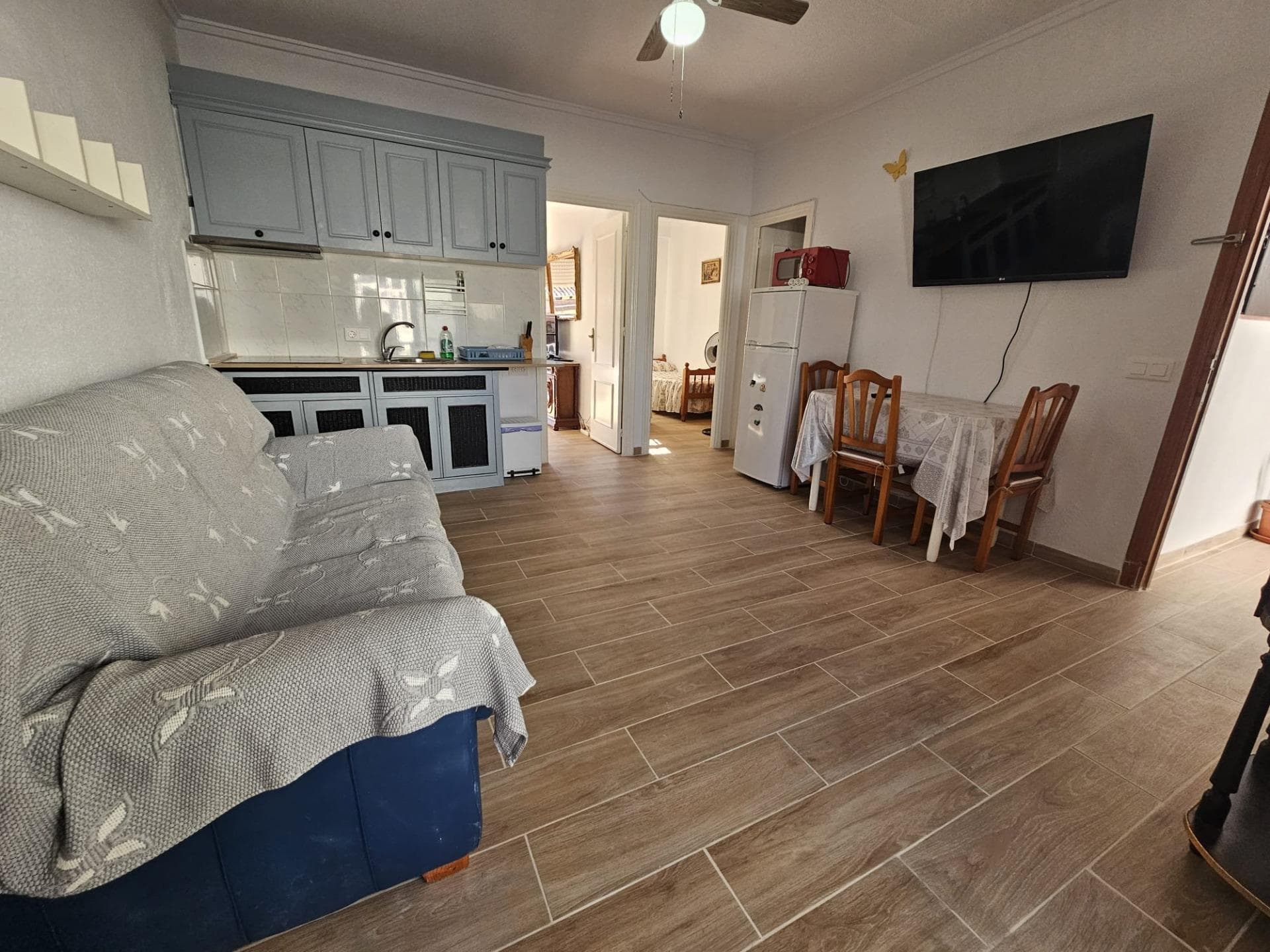 Bedrooms: 2, Bathrooms: 1, Apartment in Torrevieja, Alicante, Spain