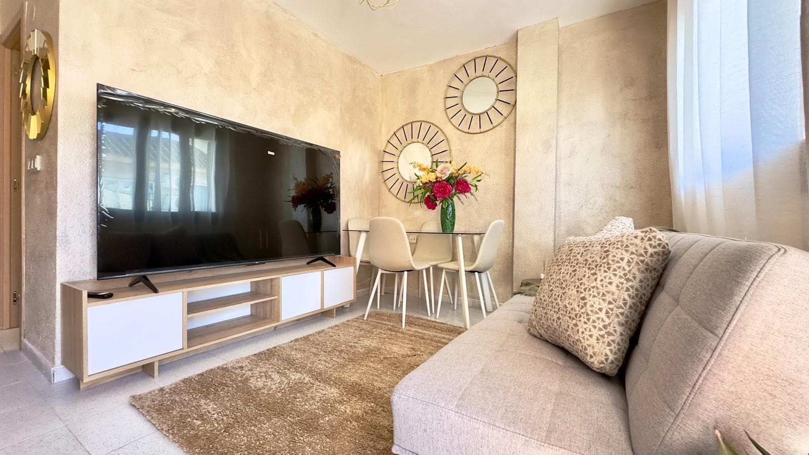 COMPLETELY RENOVATED TWO-STOREY BUNGALOW IN THE CENTRE OF CABO ROIG – LOCATION, LIGHT AND MEDITERRANEAN LIFESTYLE We present a magnificent opportunity to acquire a high bungalow completely renovated this year, located in the heart of Cabo Roig, one of the most exclusive and sought-after areas of the Costa Blanca. A property that stands out for its excellent location, its recent comprehensive renovation and its south-facing orientation, making it an ideal choice as a primary residence, second holiday home or high-yield investment. The property is situated in a privileged area, surrounded by all the necessary amenities for everyday life: supermarkets, restaurants, cafés, shops, public transport and leisure areas, all within walking distance, allowing you to enjoy a comfortable and practical lifestyle without the need for a vehicle. At the same time, it is only 800 metres from the beach, a perfect distance to enjoy the sea with a pleasant walk, while maintaining the tranquillity of an established residential area. This raised bungalow has been recently refurbished, incorporating a modern, contemporary and functional style, ready to move into without the need for any additional investment. The materials and finishes chosen provide a feeling of comfort, brightness and quality, designed to meet current needs for both personal use and rental. The property has a spacious and well-lit bedroom, designed to offer a comfortable and cosy space for rest. Its layout makes the most of every square metre, creating a balanced and functional environment. The space is ideal for both a couple and a single person looking for quality of life near the sea. One of the great attractions of this property is its private terrace, a perfect outdoor space to enjoy the Mediterranean climate all year round. Thanks to its south-facing orientation, the property receives abundant natural light throughout the day, creating warm, bright and pleasant environments. The terrace is an ideal place to have breakfast in the sun, relax, read or enjoy evenings outdoors, adding significant value to the property as a whole. As it is a raised bungalow, the property offers a greater sense of privacy and tranquillity, as well as better ventilation and light. This type of property is particularly sought after for its comfort, ease of maintenance and appeal for both personal use and the rental market. The south-facing orientation not only guarantees brightness, but also better energy efficiency, allowing you to enjoy a pleasant temperature for much of the year. This aspect is particularly valued by both permanent residents and those looking for a second home for getaways or long stays. The location in the centre of Cabo Roig adds exceptional value to the property. Cabo Roig is known for its well-kept environment, its proximity to some of the best beaches in the area and its wide range of services and leisure activities. All this makes this property an excellent investment option, with high demand for both holiday rentals and long-term rentals. In short, this is a high-ceilinged bungalow renovated this year, with a terrace, south-facing, one bedroom and an unbeatable location in the centre of Cabo Roig, just 800 metres from the beach. A property that combines comfort, style, natural light and proximity to the sea, designed to enjoy the authentic Mediterranean lifestyle. Do not miss this unique opportunity. Contact us for more information or to arrange a viewing and discover the full potential of this exclusive bungalow in Cabo Roig.