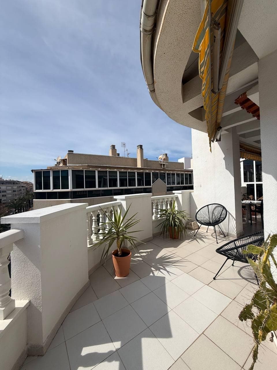 Bedrooms: 2, Bathrooms: 1, Penthouse in Torrevieja, Alicante, Spain