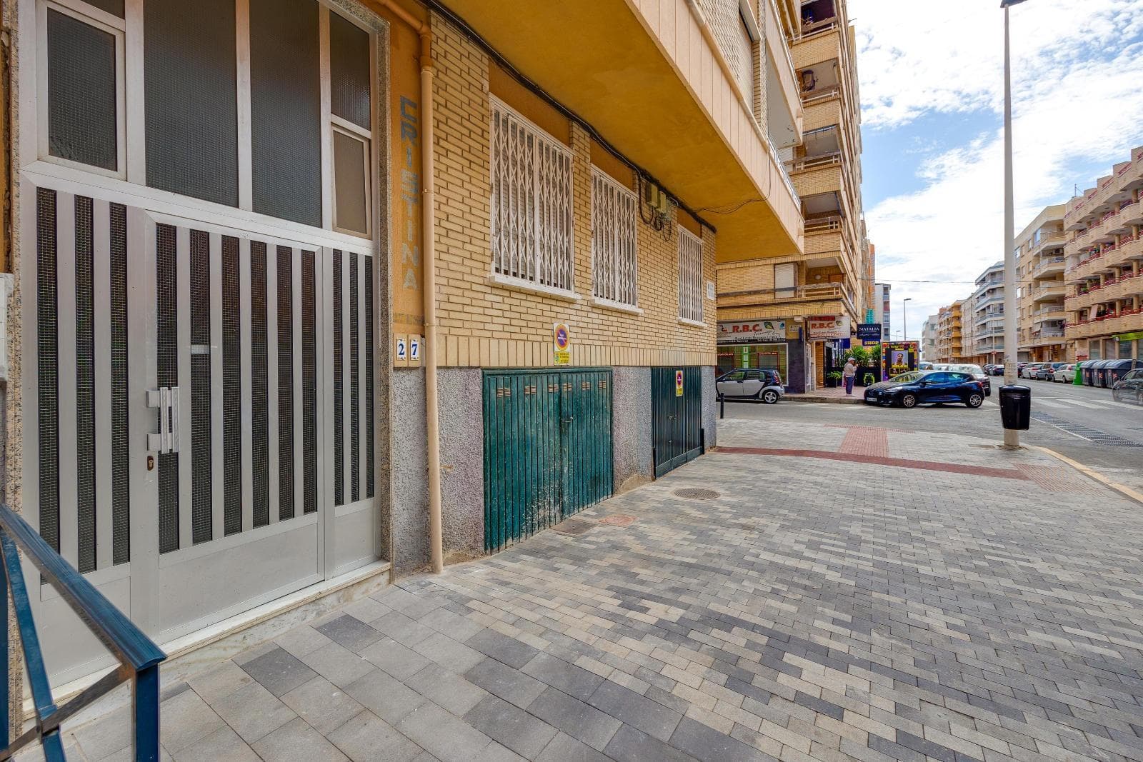 Gallery image