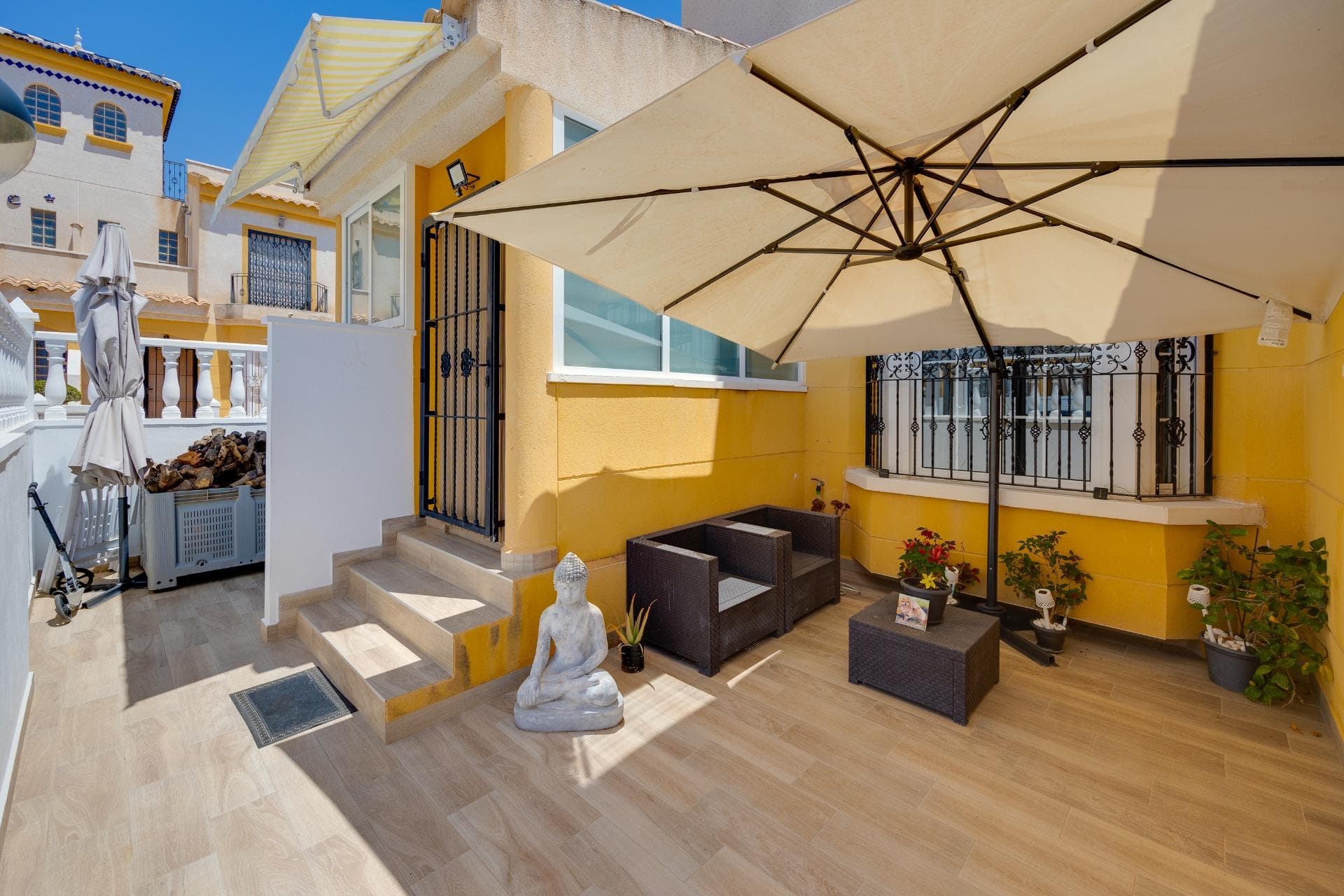 Bedrooms: 3, Bathrooms: 1, Town House in Guardamar del Segura, Alicante, Spain