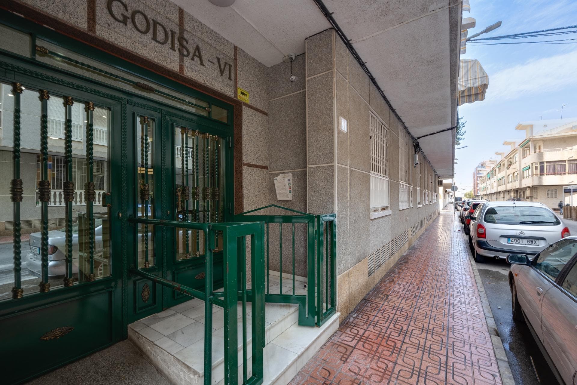 Gallery image