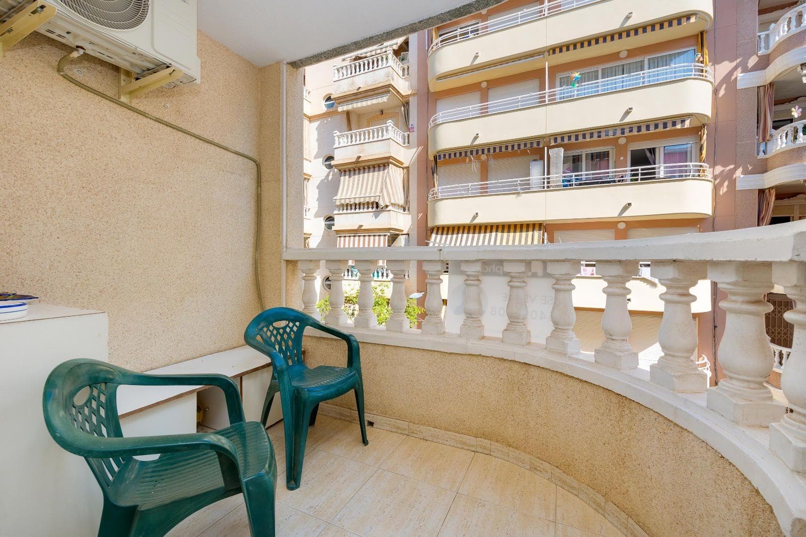 Bedrooms: 2, Bathrooms: 1, Apartment in Torrevieja, Alicante, Spain