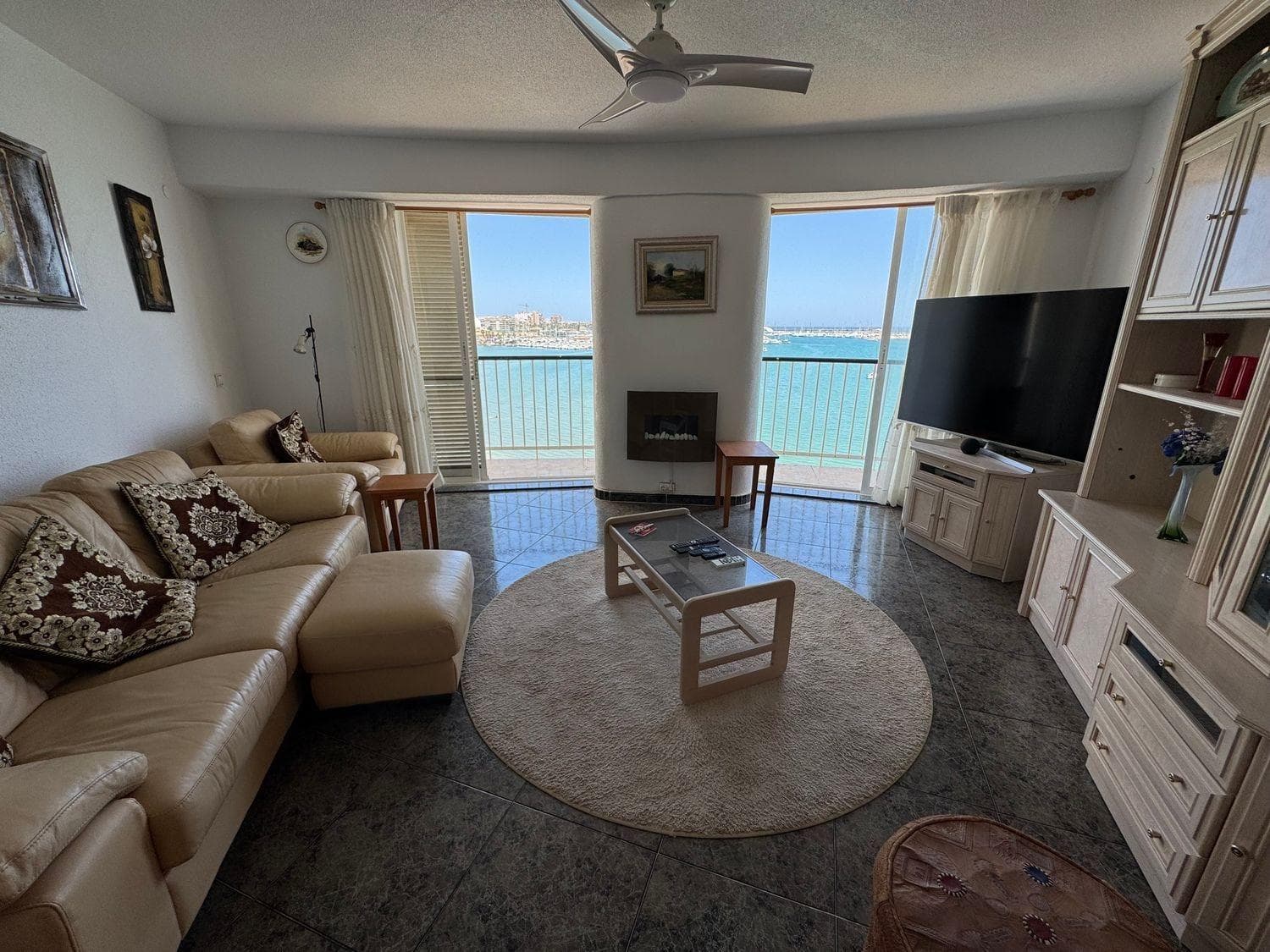 Bedrooms: 3, Bathrooms: 2, Apartment in Torrevieja, Alicante, Spain