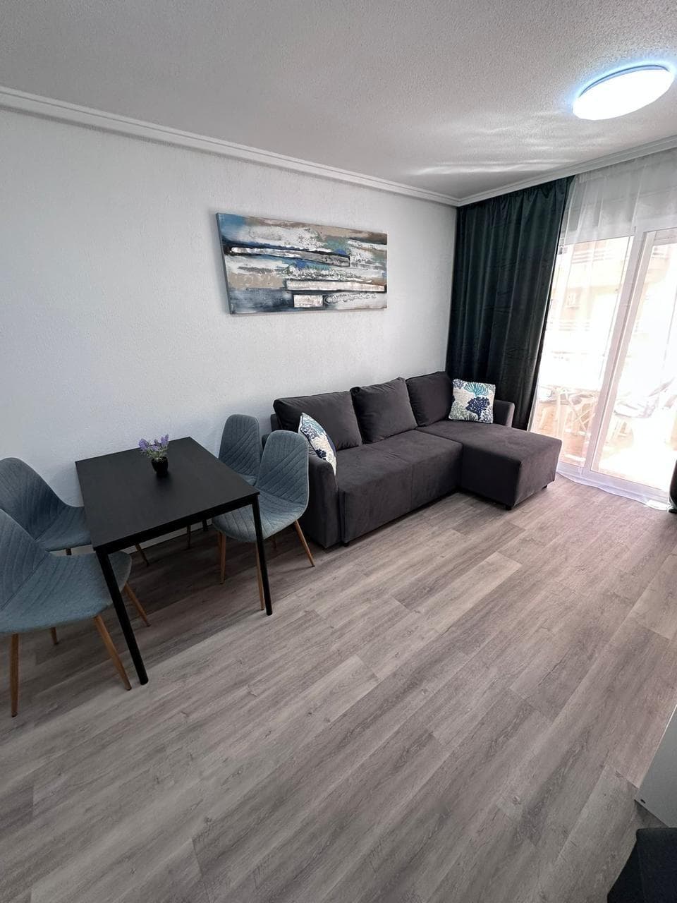 Bedrooms: 2, Bathrooms: 1, Apartment in Torrevieja, Alicante, Spain