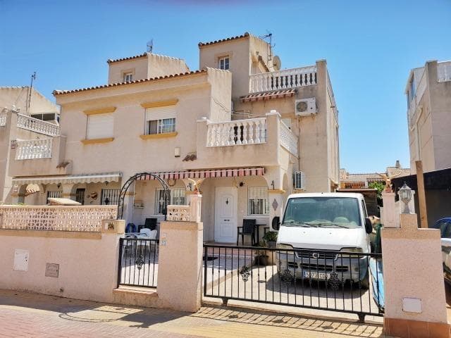 Bedrooms: 2, Bathrooms: 1, Duplex in Torrevieja, Alicante, Spain