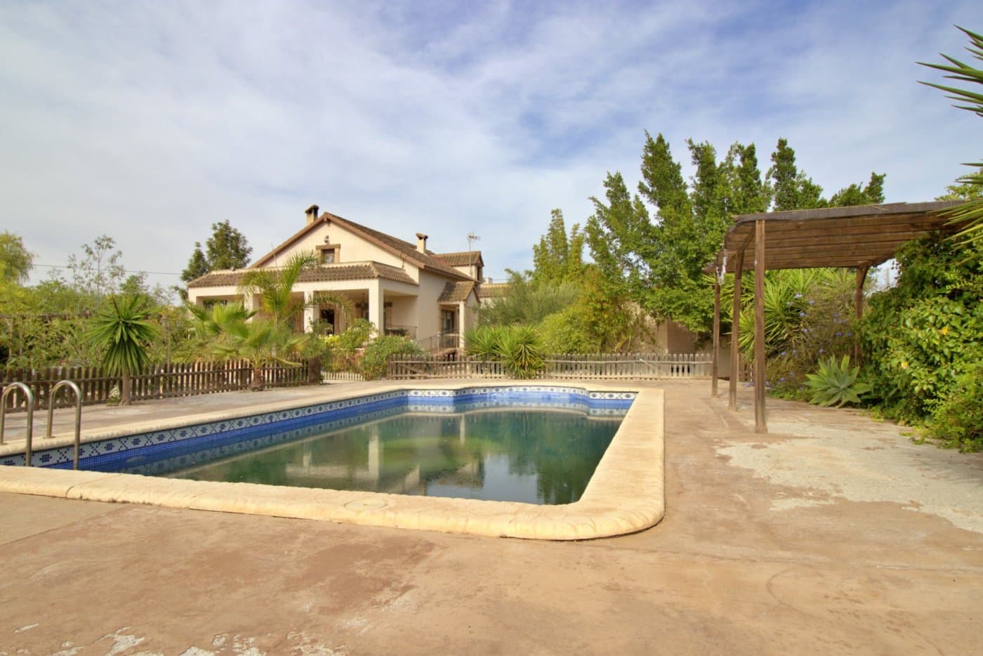 Bedrooms: 5, Bathrooms: 3, Villa in Elche Pedanías, Alicante, Spain