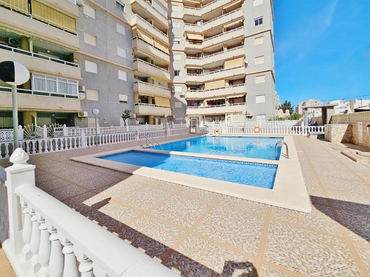 Bedrooms: 2, Bathrooms: 1, Apartment in Torrevieja, Alicante, Spain