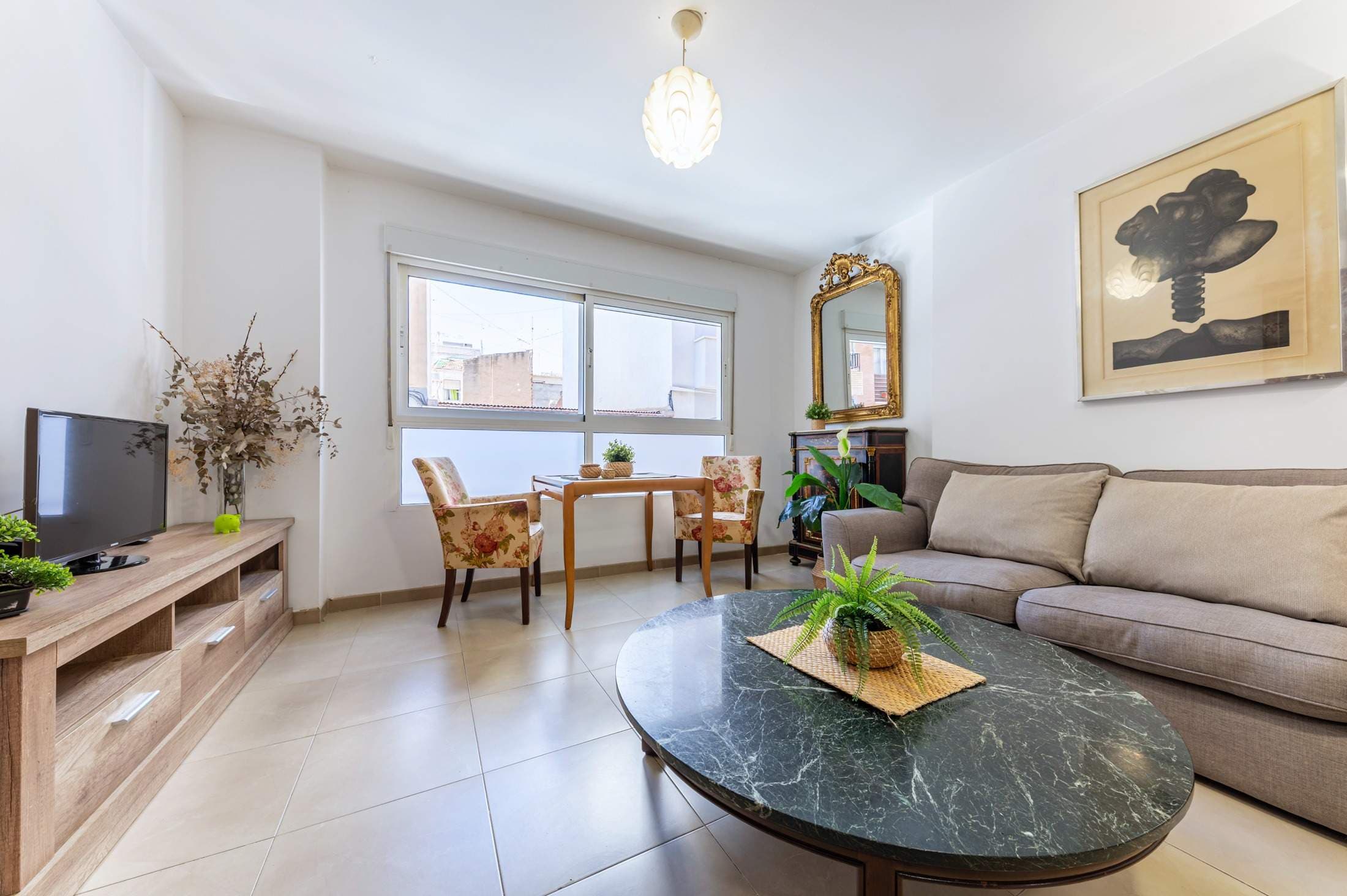 Bedrooms: 2, Bathrooms: 2, Apartment in Alicante, Alicante, Spain