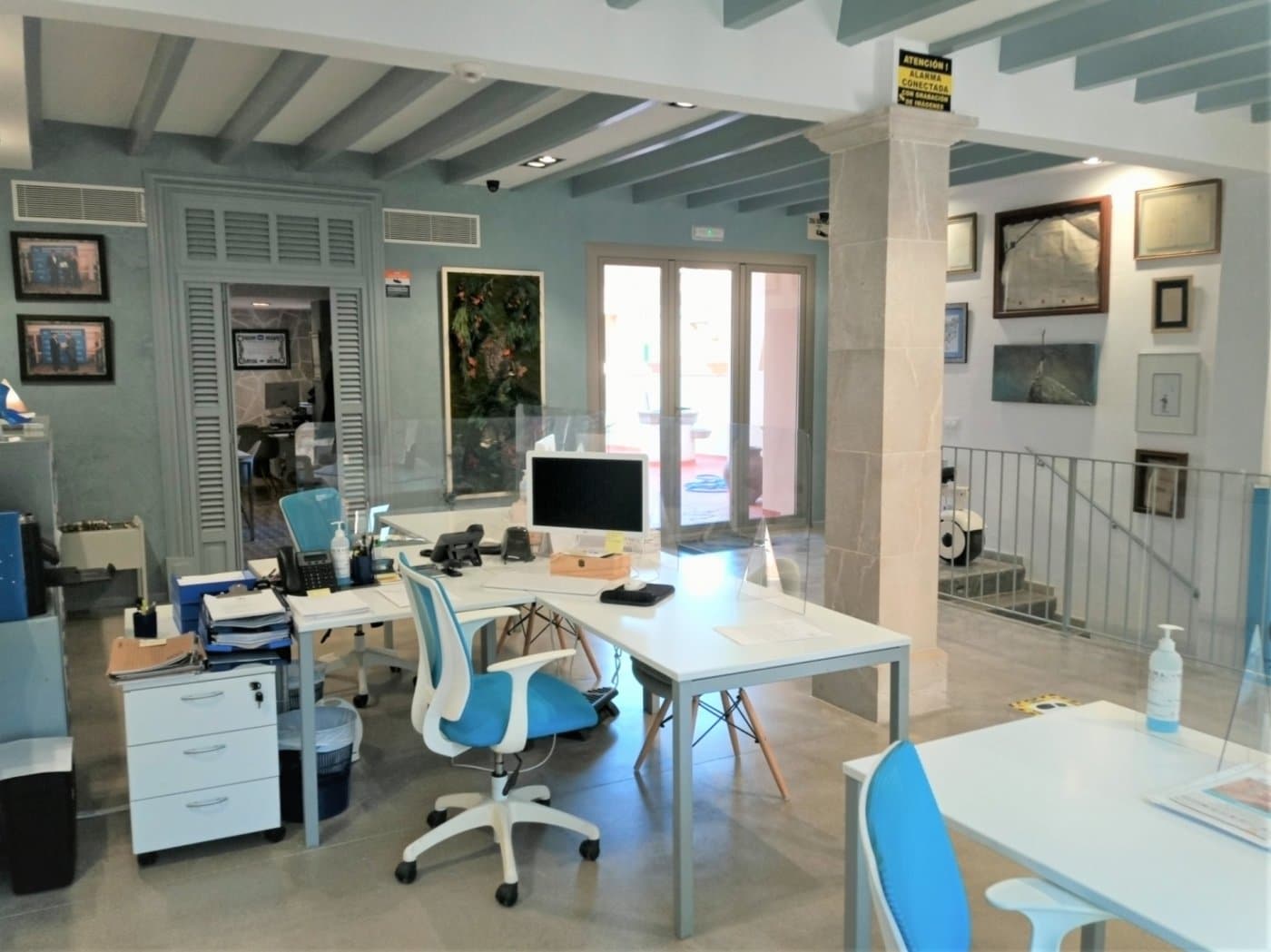 Gallery image