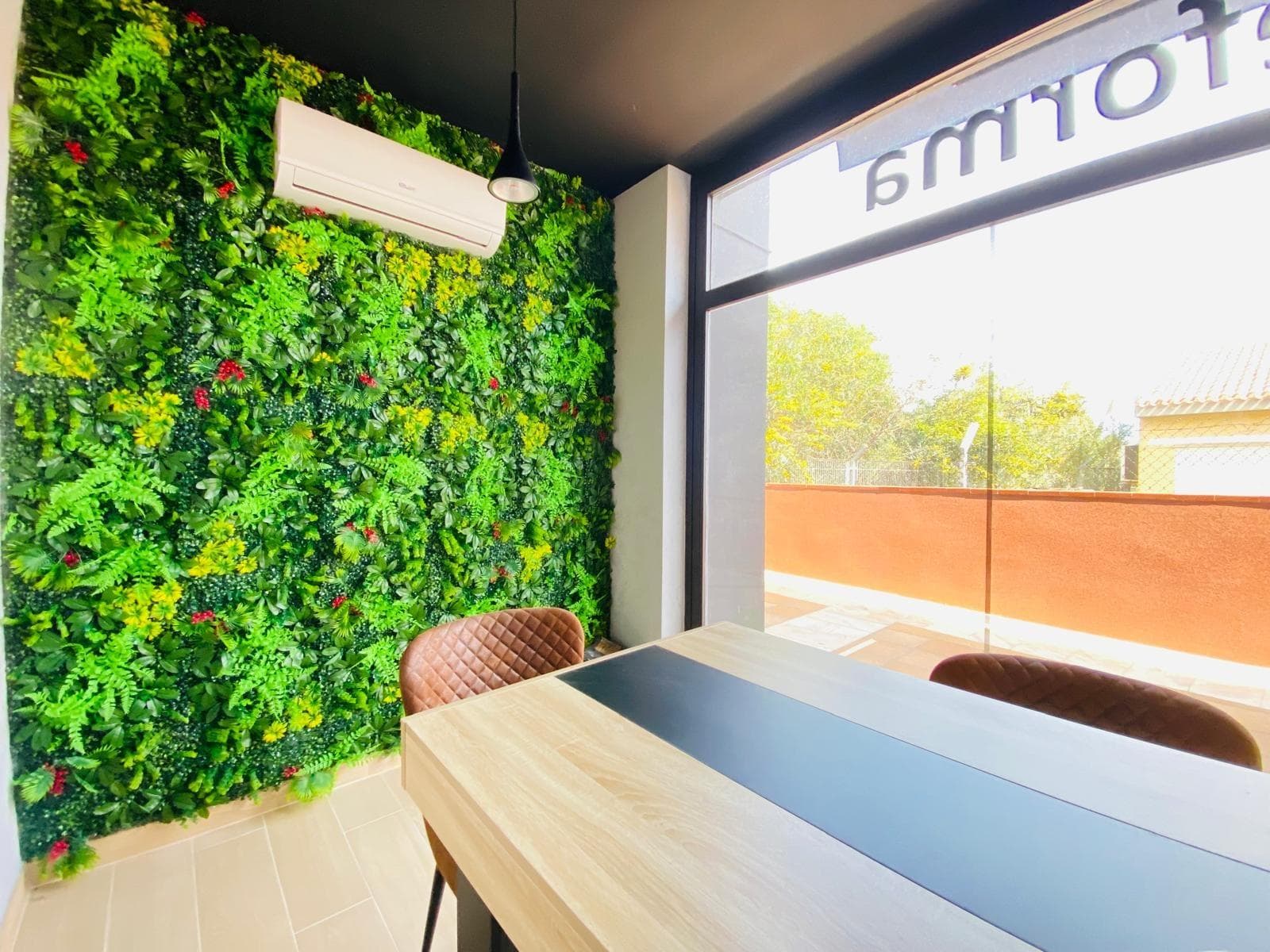 Discover this ideal office space situated in the vibrant area of Villamartín-Las Filipinas, Orihuela Costa. This recently renovated property boasts an impressive surface area of 80 m² and is just a short stroll away from the beach, making it perfect for both business and leisure activities. The east-facing orientation floods the interior with natural light, enhancing productivity and providing a welcoming atmosphere. Featuring high ceilings, elegant gres flooring combined with parquet accents adds to its modern appeal. The office includes essential amenities such as air conditioning for year-round comfort, alarm system for security peace-of-mind, spacious storage room (trastero) that can serve multiple purposes including additional workspace or filing needs; all while enjoying unobstructed views within a bustling urban environment. Located centrally with convenient access to public transportation options like bus services ensures easy commuting every day! Nearby facilities include shopping centers offering numerous retail opportunities along medical clinics ensuring health support at your fingertips. Surrounded by schools catering various educational levels alongside recreational areas featuring parks & golf courses promotes an excellent work-life balance amidst stunning surroundings—all contributing factors leading towards successful growth potential! This exceptional opportunity is available for sale