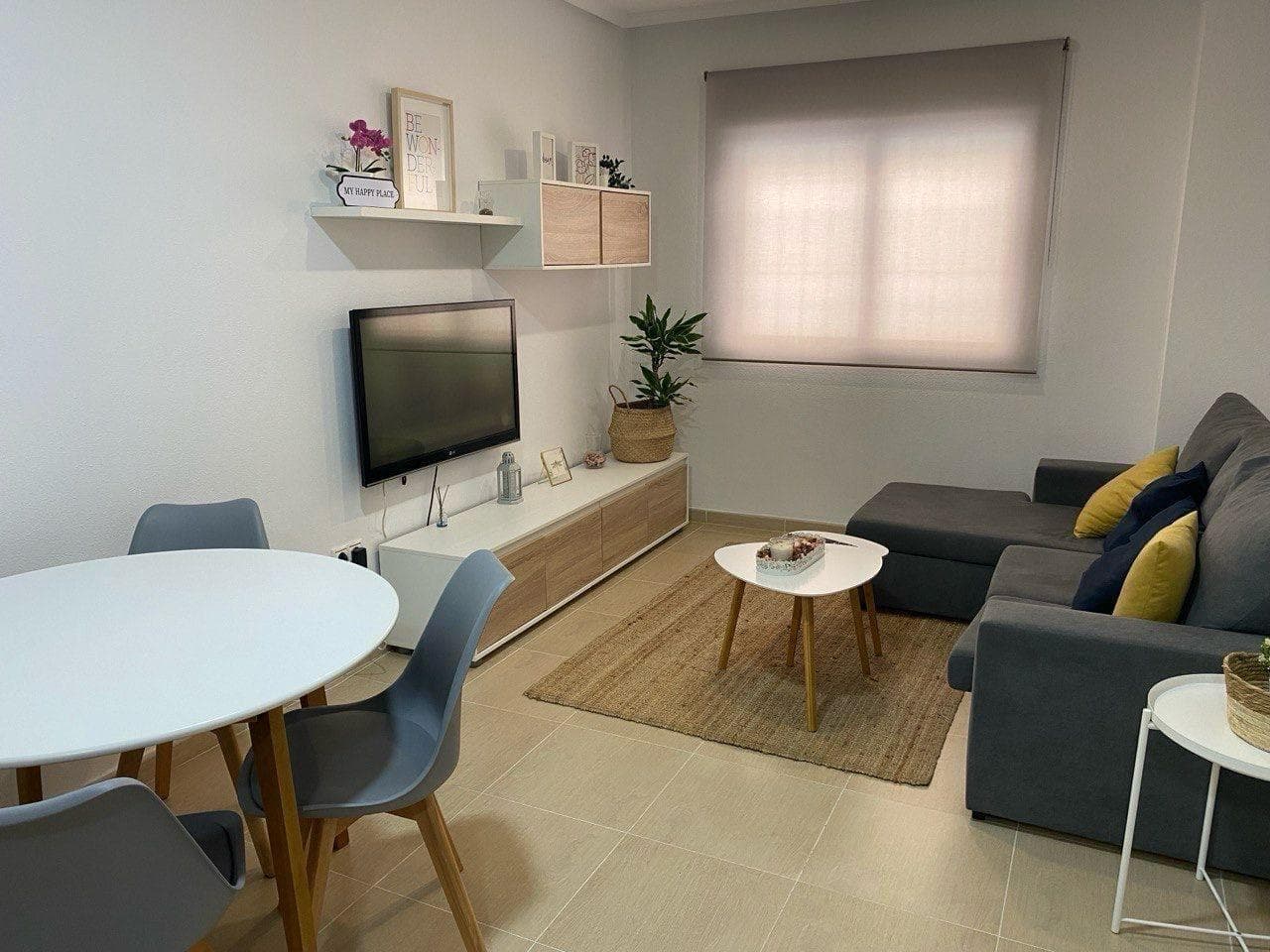 This beautiful apartment for sale is 300m from the sea, from Playa de los Locos, Torrevieja. The property consists of 2 bedrooms, both with built-in wardrobes, a full bathroom, a living-dining room, and an open-plan fully equipped kitchen. The property is sold fully furnished with a modern style and in good condition.Torrevieja is a coastal city where you can enjoy water sports, leisure, and beaches. It is close to all services such as the Zenia Boulevard Shopping Center, Habaneras, and sports centers. It is within walking distance to Playa del Cura and Cala del Palangre as well as the other blue flag beaches of Orihuela Costa and Torrevieja. Just a few minutes away from the Las Colinas, Campoamor, Las Ramblas, and Villamartín golf courses. Good communication with the Mediterranean highway AP-7 and N-332.