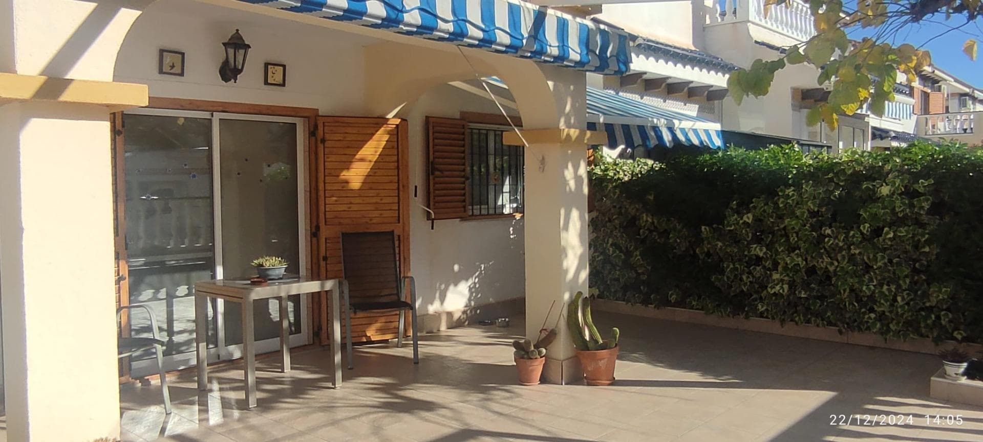 Bedrooms: 2, Bathrooms: 1, Town House in Torrevieja, Alicante, Spain