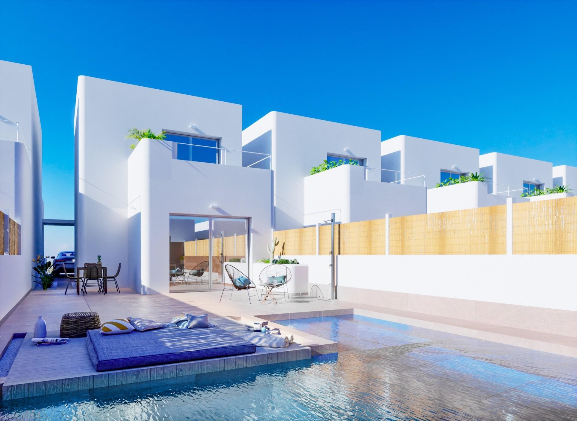 VILLAS DE OBRA NUEVA DE ESTILO IBICENCO EN LOS ALCAZARES&#13;&#13;Villas de estilo ibicenco construidas en 2 plantas, dispone de 3 dormitorios, 2 baños, salón, cocina, terraza, zona de aparcamiento y piscina privada. &#13;&#13;Posibilidad de solarium privado con coste adicional.&#13;&#13;Viviendas cuidadosamente diseñadas con materiales de alta calidad para satisfacer a los clientes más exigentes.&#13;&#13;Villas situadas a 1 km de la playa y del pueblo de Los Alcázares, donde se pueden practicar diversos deportes náuticos, rodeados de varios campos de golf.&#13;&#13;Ciudad de Cartagena a menos de 15 minutos en coche y a 30 minutos del aeropuerto de Murcia Corvera.&#13;