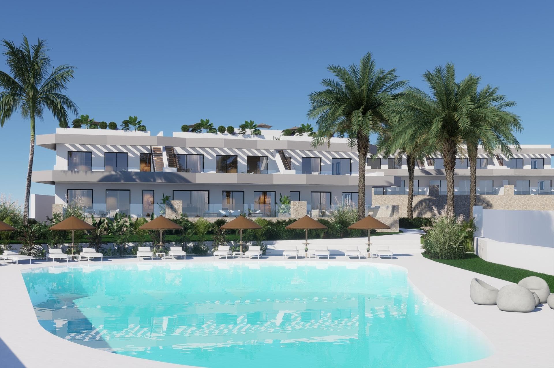 Nybygde boliger med panoramautsikt i Finestrat-Benidorm

Eksklusivt boligkompleks med utsikt over havet og byen
Velkommen til andre fase av et eksklusivt nybygd boligkompleks i Finestrat-Benidorm, med fantastisk panoramautsikt over Middelhavet og Benidorms skyline. Disse moderne boligene har 2 eller 3 soverom, 2 bad og romslige oppholdsrom fylt med naturlig lys.

Velg mellom:
Bungalower i toppetasjen med privat solarium.
Bungalower i første etasje med privat hage og mulighet for å legge til et privat basseng.
Disse boligene er bygget med materialer av høy kvalitet, og de har store terrasser som gjør det mulig å nyte Alicantes mer enn 320 soldager i året.

Førsteklasses beliggenhet nær det beste på Costa Blanca
Dette eksklusive boligkomplekset ligger i nærheten av noen av de beste strendene, shoppingområdene og fritidsfasilitetene på Costa Blanca.

Avstander til viktige steder:
Strender (Levante, Poniente, Cala de Finestrat) - 4 km.
Golfbaner (Sierra Cortina, Villaitana) - 1 km.
Benidorm sentrum - 5 minutters kjøretur.
Alicante internasjonale lufthavn - 40 km (30 minutters kjøretur).
Forbindelse med høyhastighetstog (AVE) - 30 minutter.
Området har gode kommunikasjoner og er omgitt av viktige tjenester, inkludert sykehus, skoler, offentlig transport, kjøpesentre og restauranter.

Førsteklasses funksjoner for komfort og kvalitet
Hvert hjem inkluderer:
Privat parkeringsplass. Valgfri lagringsplass mot en ekstra kostnad.
Forsterket sikkerhetsdør.
PVC-vinduer med termosperre og doble vinduer.
Kanalisert forhåndsinstallasjon for klimaanlegg.
Aerotermisk system for varmt vann.
Tilgang til et stort felles svømmebasseng.

En unik mulighet for investering og kvalitetsliv
Finestrat ligger i den vakre Marina Baixa-regionen, og tilbyr en fredelig atmosfære bare noen minutter fra livlige Benidorm. Her kan du nyte det beste fra begge verdener - slappe av i rolige omgivelser og samtidig ha tilgang til toppattraksjoner som Terra Mítica, Aqualandia, Mundomar og Terra Natura.

Med sin nærhet til strender, golfbaner og utendørsaktiviteter som fotturer ved Puig Campana, er dette et av de beste områdene å investere i på Costa Blanca.

Ikke gå glipp av denne unike muligheten! Kontakt oss i dag for å planlegge et besøk og finne ditt drømmehus i Finestrat-Benidorm.