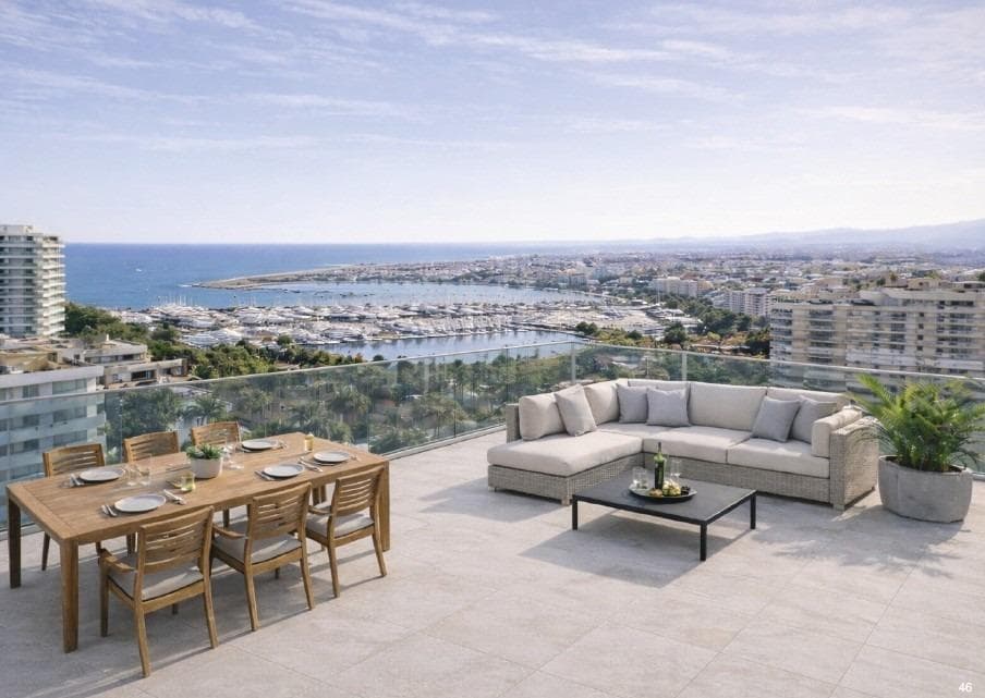 New Build Apartments in the Heart of Torrevieja Just 400 m from the BeachPrime Central Location in TorreviejaThis exclusive new residential building is located in the very center of Torrevieja, only 400 meters from the beach and surrounded by all essential services. Shops, supermarkets, restaurants, cafes and daily amenities are within walking distance, making this development ideal for both permanent living and holiday use.Torrevieja is one of the most popular coastal cities on the Costa Blanca, known for its vibrant atmosphere, marina, promenades and year round Mediterranean climate with an average annual temperature of 20 degrees. The new commercial area at Port of Torrevieja is less than 500 meters away, offering leisure, dining and shopping options by the sea.Modern 1, 2 and 3 Bedroom ApartmentsThe development consists of 10 contemporary apartments distributed over ground floor plus four upper levels. Buyers can choose between 1, 2 or 3 bedroom layouts, including two exclusive duplex penthouses with private terrace, solarium and private swimming pool.Each property has been designed with a modern open plan concept, featuring bright living spaces, integrated American style kitchens and private terraces. Bathrooms are delivered fully equipped with furniture, shower screens and underfloor heating for added comfort.Additional features include reinforced security entrance doors, exterior carpentry with thermal break and double glazing, and pre installation for ducted air conditioning.Enjoy a Unique Natural and Coastal EnvironmentTorrevieja is famous for its natural salt lagoons and the protected Natural Park of La Mata and Torrevieja, located just 4 km from the development. The pink and green lakes, walking trails and rich biodiversity create a healthy and inspiring environment.Distances to Key Points of InterestPlaya del Acequion 0.4 kmPort of Torrevieja 0.5 kmNatural Park of La Mata and Torrevieja 4 kmVillamartin Golf 8 kmAlicante Airport 45 kmMurcia Airport 60 kmYour Mediterranean Home AwaitsThis is a unique opportunity to acquire a modern new build apartment in one of the most sought after coastal cities on the Costa Blanca. Contact us today to arrange a viewing and secure your new home in central Torrevieja.