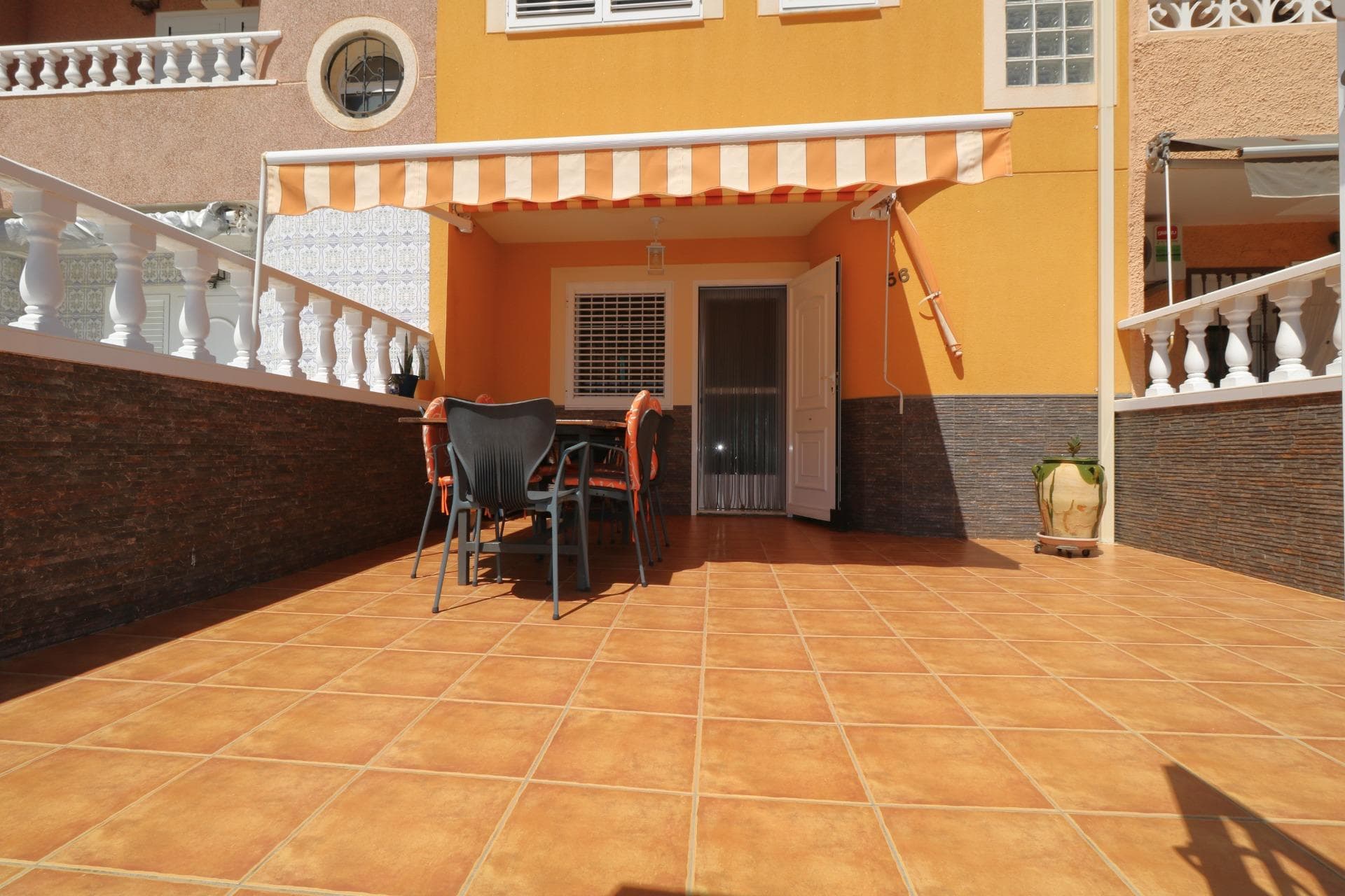 Bedrooms: 3, Bathrooms: 2, Town House in Torrevieja, Alicante, Spain