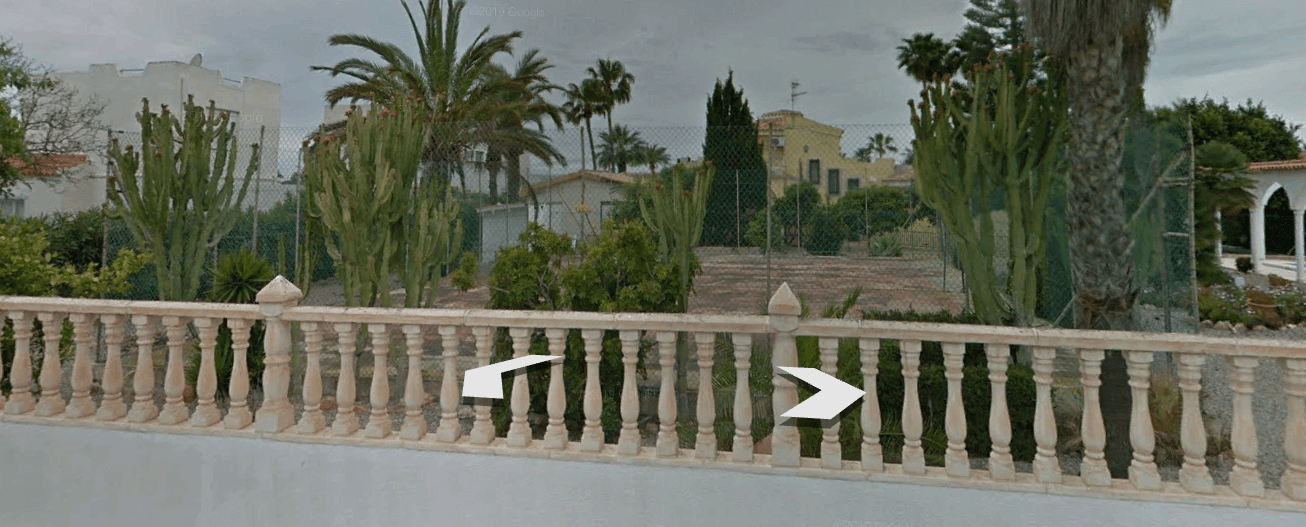 Preciosa parcela edificable de 800 m² en Torreta Florida, Torrevieja

 Descubra esta oportunidad única de construir la casa de sus sueños en una espaciosa parcela de 800 m² en la cotizada zona de Torreta Florida , Torrevieja. Situado a sólo 1 km del puerto de Torrevieja , esta ubicación ofrece una combinación perfecta de tranquilidad y proximidad a todos los servicios.

 Características de la trama: ✅ Superficie: 800 m² ✅ Parcela edificable: Ideal para chalet independiente con jardín y piscina ✅ Ubicación: Situado en la exclusiva zona de Torreta Florida ✅Distancia al puerto: Sólo 1 km ✅ Zona: Cerca de comercios, restaurantes y hermosas playas.

 Esta parcela ofrece una gran oportunidad para construir una vivienda de 800m2 o dos viviendas de 400m2 en una de las zonas más cotizadas de Torrevieja. ¿Interesado? ¡Contáctanos para más información! 🌿🏡