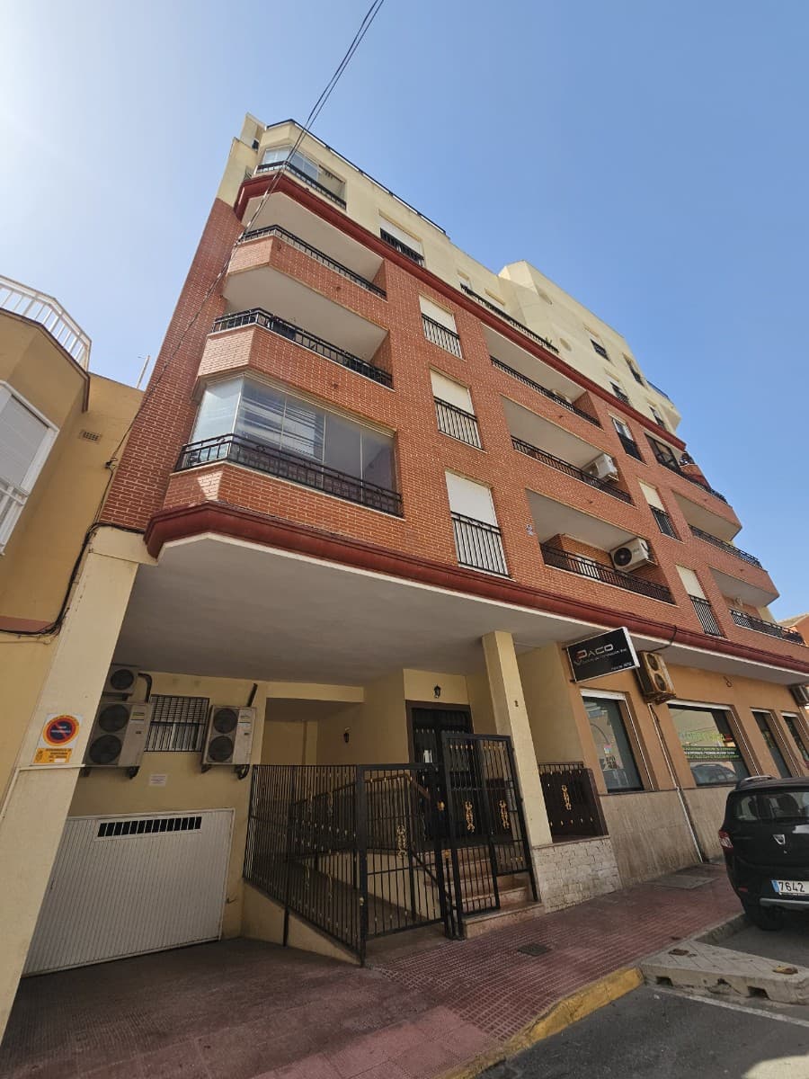Bedrooms: 3, Bathrooms: 2, Apartment in Guardamar del Segura, Alicante, Spain