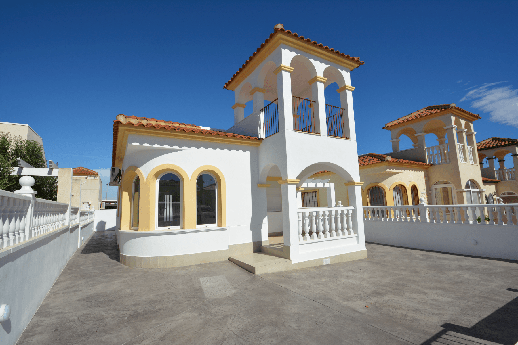 Bedrooms: 2, Bathrooms: 1, Villa in Algorfa, Alicante, Spain