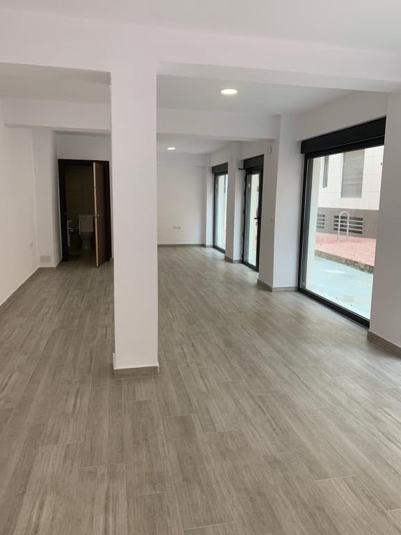 Gallery image