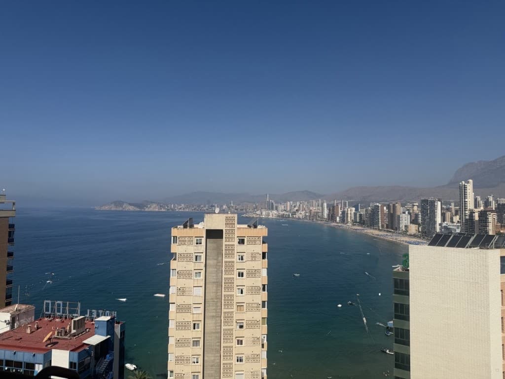 Charming 2 Bed Apartment in Playa Levante. This charming 2-bedroom apartment in Playa Levante, Benidorm, offers breathtaking sea views and a tranquil living experience.Located in a quiet apartment block, this property boasts:- *Panoramic Sea Views*: Take in the stunning vistas of the Mediterranean Sea from the comfort of your own home.- *Pool and Tennis Courts*: Enjoy the community pool and tennis courts, perfect for relaxation and recreation.- *Parking*: Secure parking facilities are available for residents.- *Lift to Beach*: A convenient lift connects the apartment block to the beach, making it easy to soak up the sun and enjoy the sea.- *Modernization Opportunity*: With the property having been empty for over 12 years, there is ample opportunity for renovation and modernization to suit your taste and style.This apartment is an ideal project for investors or individuals looking to renovate and enjoy the beautiful Benidorm coastline. Don't miss out on this chance to own a piece of paradise!*Key Features:*- 2 bedrooms- Sea views- Pool- Tennis courts- Parking- Lift to beach- Quiet apartment block- Renovation opportunity*Perfect for:* Investors, renovators, or individuals seeking a tranquil beachside lifestyle.