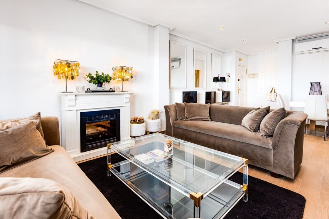 PENTHOUSE WITH BALCONY AND SEA VIEWS. This spacious penthouse is located in a quiet, established residential neighborhood in Lomas de Campoamor. Thanks to its large windows, the home enjoys plenty of natural light.The cozy living room with an open, modern kitchen opens onto an east facing balcony. Here you can enjoy the morning sun in peace and a pleasant atmosphere throughout the day.The layout is practical and comfortable and includes:2 spacious bedrooms2 bathroomsA separate laundry roomWithin the complex, you’ll find a communal pool, ideal for relaxing in a well maintained and peaceful setting.The location is very convenient:Just 350 meters away are supermarkets such as Mercadona and Aldi, as well as the popular La Fuente shopping center, which includes a pharmacy, various shops, and a wide selection of restaurants, bars, and cafes. The well known La Zenia Boulevard shopping center is just a 10-minute drive away.For golf enthusiasts, there are several golf courses in the immediate vicinity. Additionally, the beautiful beaches of the Orihuela Costa, such as Playa Flamenca , Playa Cabo Roig, Playa de Campoamor, are just a 10 minute drive or about 20 minutes by bike or e-scooter.Alicante Airport is about a 50-minute drive away and offers connections to many European cities.An ideal home for those seeking comfort, a great location, and a pleasant living environment on the Costa Blanca. Perfect as a permanent residence or a vacation home.Feel free to contact me for more information or to schedule a viewing!