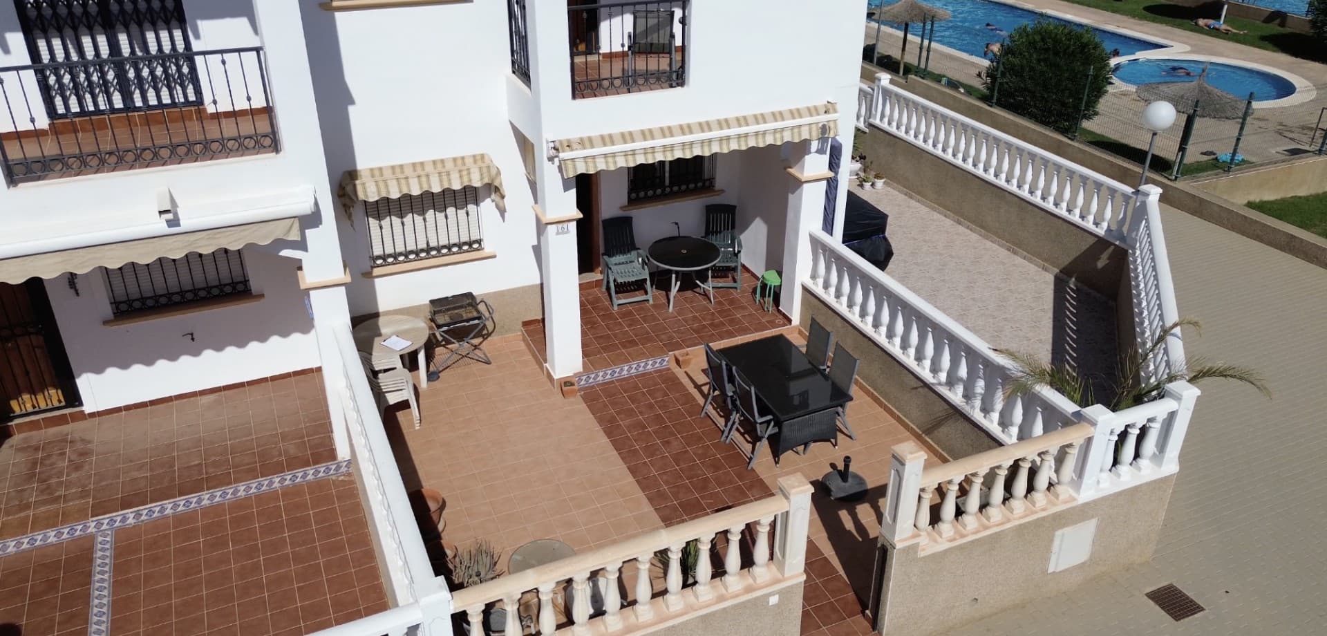 Located in the sought-after area of Punta Prima, Orihuela Costa, this lovely apartment offers a perfect blend of comfort and Mediterranean lifestyle.

The property features 2 bedrooms and 2 bathrooms, a bright living space, and comes fully furnished with air conditioning for year-round comfort. The south-facing orientation ensures plenty of natural light throughout the day.

Outdoors, you can relax on the private terrace, while a communal swimming pool provides the ideal place to cool off on warm summer days. Additional benefits include a storage room, making this home practical as well as inviting.

With its prime location close to beaches, shops, and restaurants, this townhouse is an excellent choice for both permanent living and a holiday retreat on the Costa Blanca.

