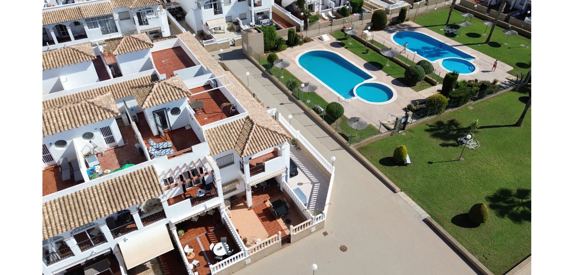 Step into Mediterranean living with this stunning and meticulously maintained townhouse, ideally situated in one of Punta Prima’s most desirable gated communities. With stylish interiors, sunny outdoor spaces, and breathtaking sea views, this property offers a perfect blend of comfort, elegance, and location.

Why You’ll Love This Home:





Bright & Spacious Layout: Two generously sized bedrooms and two modern bathrooms, designed for comfort and functionality.





Independent Kitchen: A well-equipped, separate kitchen with direct access to a covered utility/storage area.





Sun-Filled Outdoor Living: Choose your favourite spot to unwind—whether it’s the ground-floor terrace, the private balcony, or the spectacular rooftop solarium with panoramic sea views.





Furnished & Ready to Enjoy: Thoughtfully furnished with tasteful pieces, this home is ready for you to move in and start living.





Secure Private Parking: Includes underground parking within the gated complex—peace of mind for you and your vehicle.





Resort-Style Amenities: Enjoy access to a pristine communal pool and lush landscaped gardens that offer both beauty and tranquility.





Location Highlights:

Just minutes from the sandy beaches of Punta Prima, this home is also close to top restaurants, shops, cafés, and services—everything you need for full-time living, holidays, or rental potential.

This is more than a property—it’s a lifestyle. Whether you’re seeking a dreamy coastal escape, a smart investment, or your forever home in the sun, this gem in Punta Prima ticks all the boxes.

Book your private viewing today—this opportunity won’t last long!