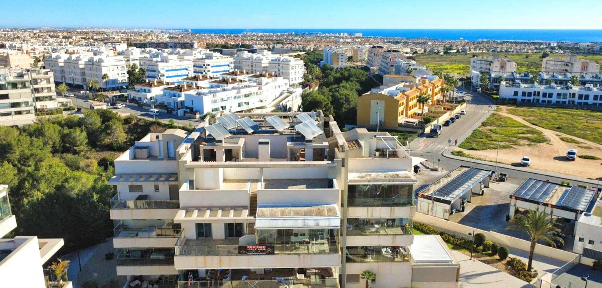 Located in the sought-after area of Los Dolses, Orihuela Costa, this beautifully presented first-floor apartment offers comfort, quality, and an excellent lifestyle within a secure and well-maintained gated community.The apartment features two spacious bedrooms and two modern bathrooms, making it ideal for both permanent living and holiday use. The bright open-plan living and dining area flows seamlessly onto a large private balcony with open park views, providing the perfect setting for outdoor dining, morning coffee, or relaxing in the Mediterranean sun.The property is sold fully furnished, allowing you to move in or start renting immediately. High-quality finishes and a well-thought-out layout create a comfortable and welcoming home throughout.Residents of this exclusive community enjoy access to beautiful landscaped gardens, a communal swimming pool, a spa area, and private parking, all within a secure, gated environment.Ideally located close to La Zenia Boulevard, golf courses, beaches, and all local amenities, this apartment is an excellent choice as a holiday home, investment property, or full-time residence on the Costa Blanca.A turnkey property in a prime location — ready to enjoy.