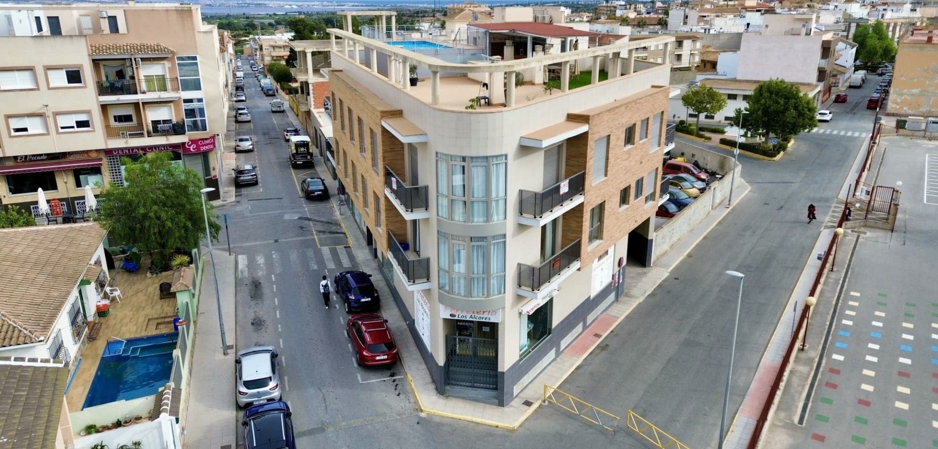 Discover this modern and fully upgraded first-floor apartment in the heart of San Miguel de Salinas — offering comfort, quality, and a prime central location within walking distance to all amenities.Originally built in 2015 and fully finalized in 2023, the property has been upgraded throughout with new electrical and water installations, modern windows, updated flooring, and fitted wardrobes, creating a fresh and move-in-ready home.The apartment features a bright and spacious living and dining area, a fully equipped kitchen, two double bedrooms, and two bathrooms, including a stylish en-suite to the master bedroom. The layout is practical and comfortable, ideal for both permanent living and holiday use.Residents benefit from access to a communal rooftop pool with open views — perfect for relaxing and enjoying the Mediterranean climate. The building also offers an elevator for easy access, as well as a private underground parking space and storage room, adding convenience and value.Located in a central area of San Miguel de Salinas, you are just steps away from shops, restaurants, cafés, and all essential services, while the beaches of Orihuela Costa and several golf courses are only a short drive away.A fantastic opportunity to own a modern, fully updated apartment in a well-connected and sought-after area on the Costa Blanca.
