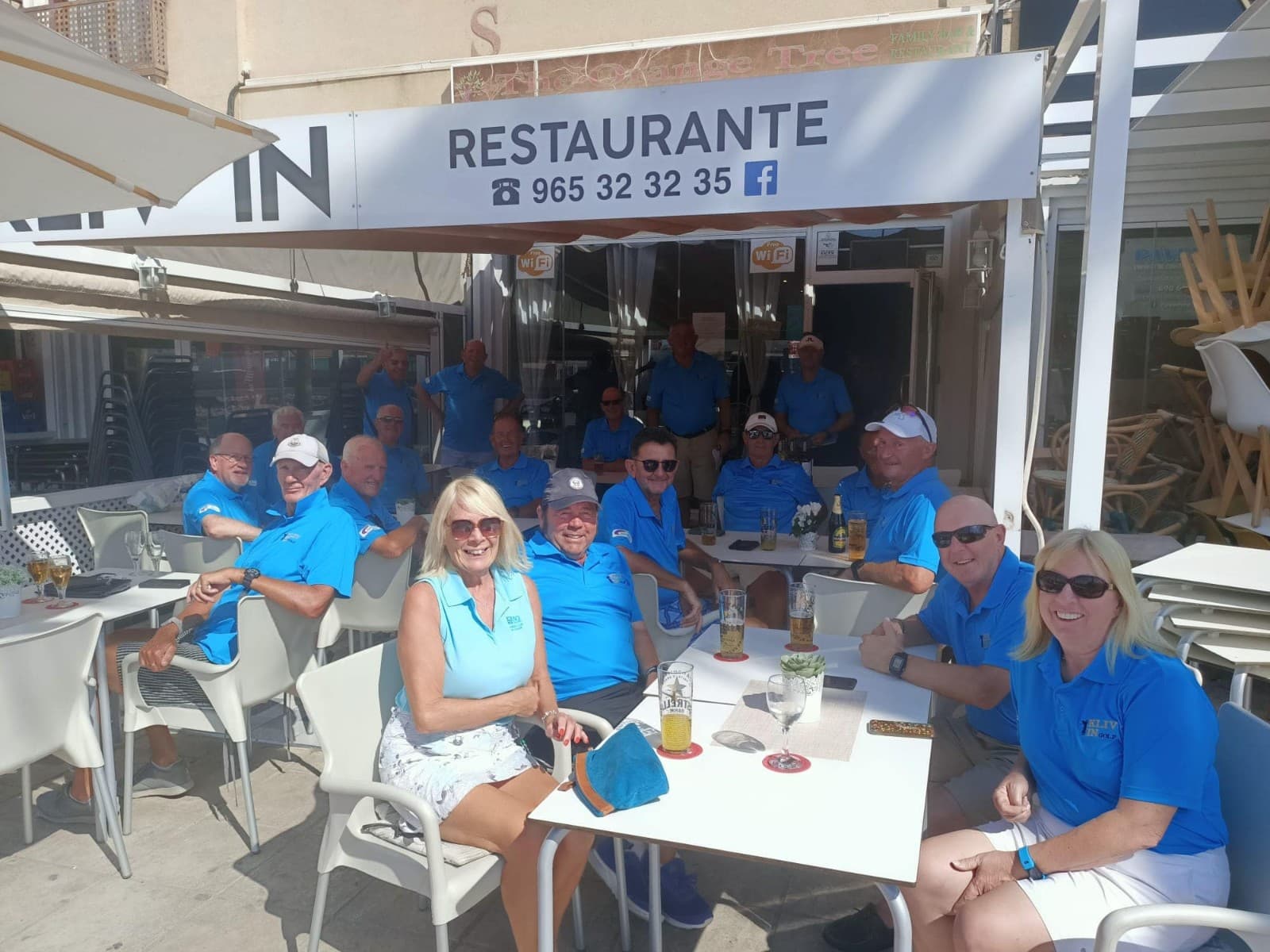 In a very attractive location on the restaurant strip in Cabo Roig (The Strip) we find this very well established business. The restaurant has approx. 50 seats inside and a further 40 on the outdoor terrace. The business is sold including all furnishings and kitchen equipment. For more information contact us.