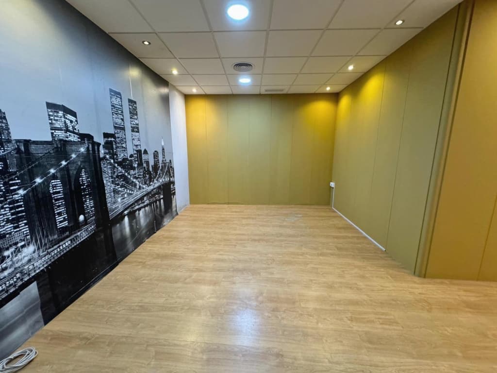 Gallery image