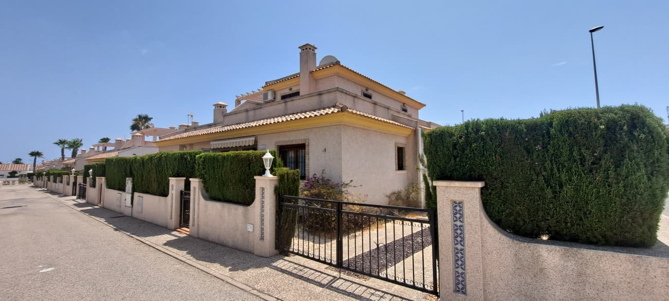 This immaculately presented 3 bedroom quad villa located in the desirable residential complex of Oporto Golf in Pau 8, Villamartin. This beautiful property has its living accommodation across two levels, and offers great outdoor space including a tiled terrace with awnings, a large 25m2 roof solarium and garden with off-road parking. Located just a short stroll to the ever popular Villamartin Plaza and golf course, which hosts a great variety of bars, restaurants and shops. Comprising of a bright lounge-dining area with feature fireplace, a fully fitted open plan kitchen. 2 bedrooms located on ground floor level with fitted wardrobes and a family bathroom. An Internal staircase leads to the first floor and master bedroom and benefits from an en-suite bathroom. The property has beautiful marble flooring throughout and has been kept in excellent condition by the current owner. There is a tranquil communal pool and garden area just a few steps away from the property. This quad villa is sold fully furnished with white goods and air-conditioning units.A superb property ideally suited for permanent living or as a holiday home with all services nearby in the Villamartin Plaza and an array of golf course within easy reach by car. The beaches of the Orihuela Costa and the Zenia Boulevard shopping mall are less than a 10 minute drive away and a choice of Alicante or Murcia airports just 50 minutes driveSoonest viewing is highly recommended as this villa is not expected be on the market for long! 