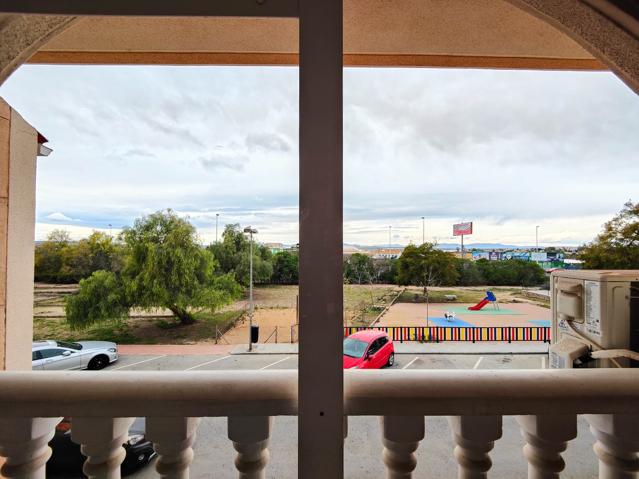 Discover your new home in Torrevieja with this charming 2-bedroom apartment, ideal for those seeking comfort and proximity to the sea. Located just 400 meters from the Acequión Beach, this apartment offers an unobstructed view of a park from its west-facing terrace, perfect for enjoying unforgettable sunsets. The bright living-dining room is the heart of the home, accompanied by a fully equipped kitchen that will delight any cooking enthusiast.The apartment, with 58 m² of built space, is in good condition and features a built-in wardrobe, ensuring optimal storage space. Additionally, it is sold furnished and equipped, ready to move in. Comfort extends with a parking space included in the price and access to a community pool and garden, perfect for relaxing or enjoying with family. Located on the first floor of a building without an elevator.Built in 1996, this apartment retains its original charm while offering the advantages of modern living. Don't miss the opportunity to live near the sea with all the amenities this wonderful apartment has to offer. Come visit and fall in love with your future home!