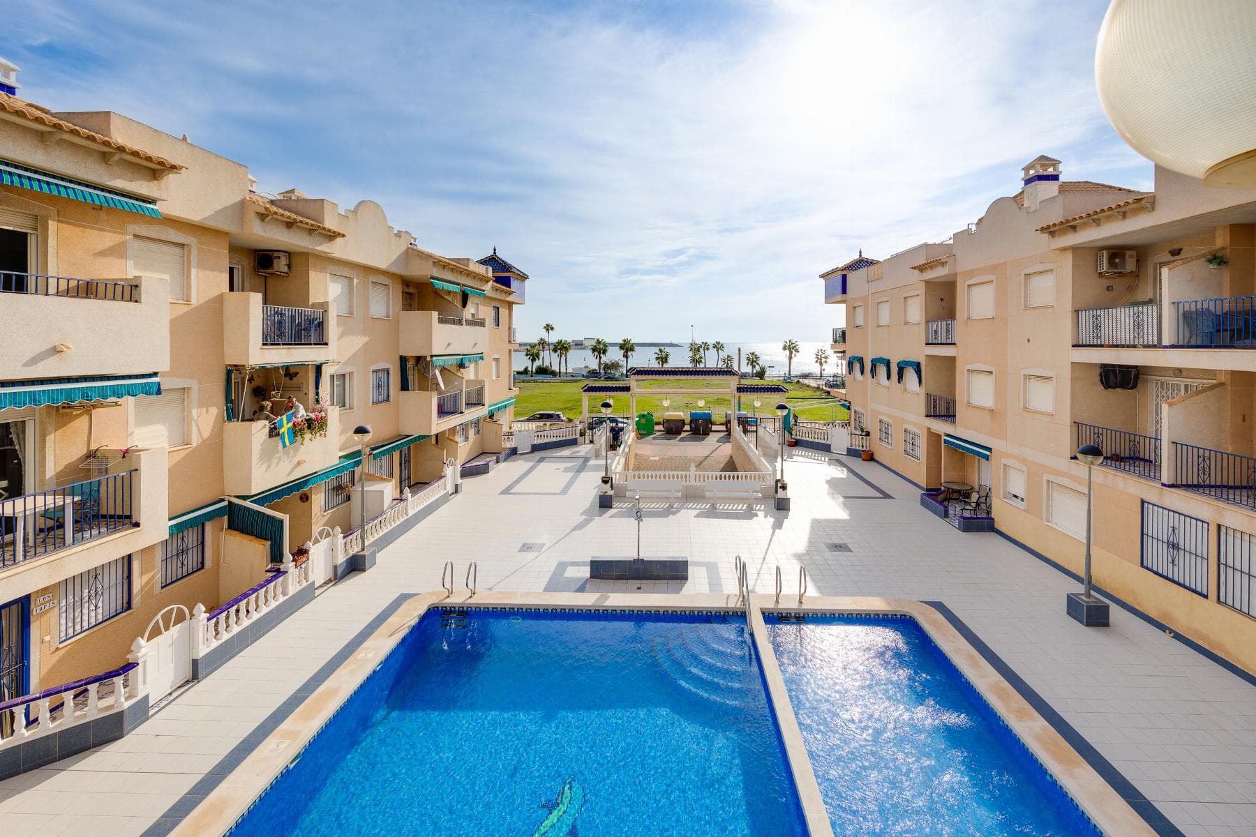 Bedrooms: 3, Bathrooms: 2, Apartment in Torrevieja, Alicante, Spain