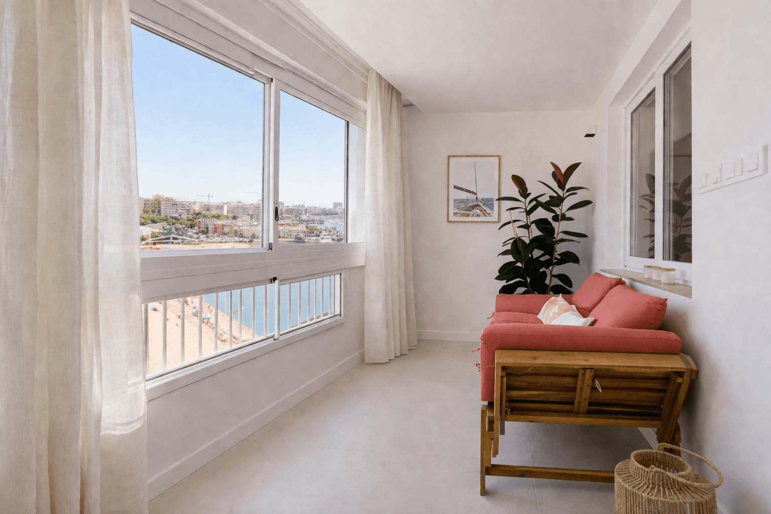 Exclusive Luxury Seafront Apartment in Torrevieja €329,000Imagine waking up every morning to the relaxing sound of the sea and an endless panoramic view of the Mediterranean. This elegant seafront apartment, fully renovated in 2025, offers a unique living experience where contemporary design blends perfectly with Mediterranean charm.Located on the first line of the beach in Torrevieja, Costa Blanca, the property offers 110 m² of carefully designed space, created to enjoy natural light and stunning coastal views all year round.Main features of the property 110 m² with modern interior design 3 double bedrooms with excellent natural light 3 full bathrooms with high-end finishes Open-concept kitchen equipped with premium appliances Spacious living-dining room with panoramic windows Glass-enclosed terrace with direct sea views Communal swimming pool surrounded by green areasThe location is exceptional, between Acequión Beach and Los Náufragos Beach, just a 5-minute walk from supermarkets, restaurants, pharmacies, and public transport. Alicante International Airport is only 40 minutes away.An ideal property as a permanent residence, holiday home, or investment on the Costa Blanca.
