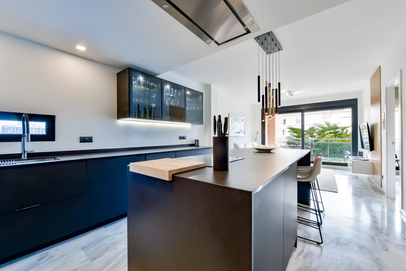 Discover your dream apartment on the coast!<br />Are you looking for a ready-to-move-in, stylish and perfectly located apartment? Then this gem is exactly what you are looking for. This beautifully renovated apartment (2025) combines modern comfort with a prime location where everything is within easy reach.<br /><br />Layout & advantages:<br />2 spacious bedrooms<br />2 modern bathrooms<br />Fully equipped, contemporary kitchen<br />Tastefully furnished ready to enjoy<br />Including underground garage and large storage room<br /><br />Living in peace and comfort:<br />Enjoy a beautiful, relaxing view and the serene surroundings every day. The manicured garden with swimming pool provides the perfect place to relax and enjoy the outdoors.<br /><br />Prime location:<br />Located within walking distance of the beach, shops and cozy restaurants. You don't need a car here everything is literally around the corner! In addition, there are excellent public transport connections and easy access to the airport.<br /><br />Ideal as an investment or private residence:<br />Perfect as a permanent residence, second home or profitable investment by the sea.<br /><br />Don't miss out on this unique opportunity and experience the comfort, location and charm of this exceptional apartment for yourself.<br />Contact us today for more information or a viewing!